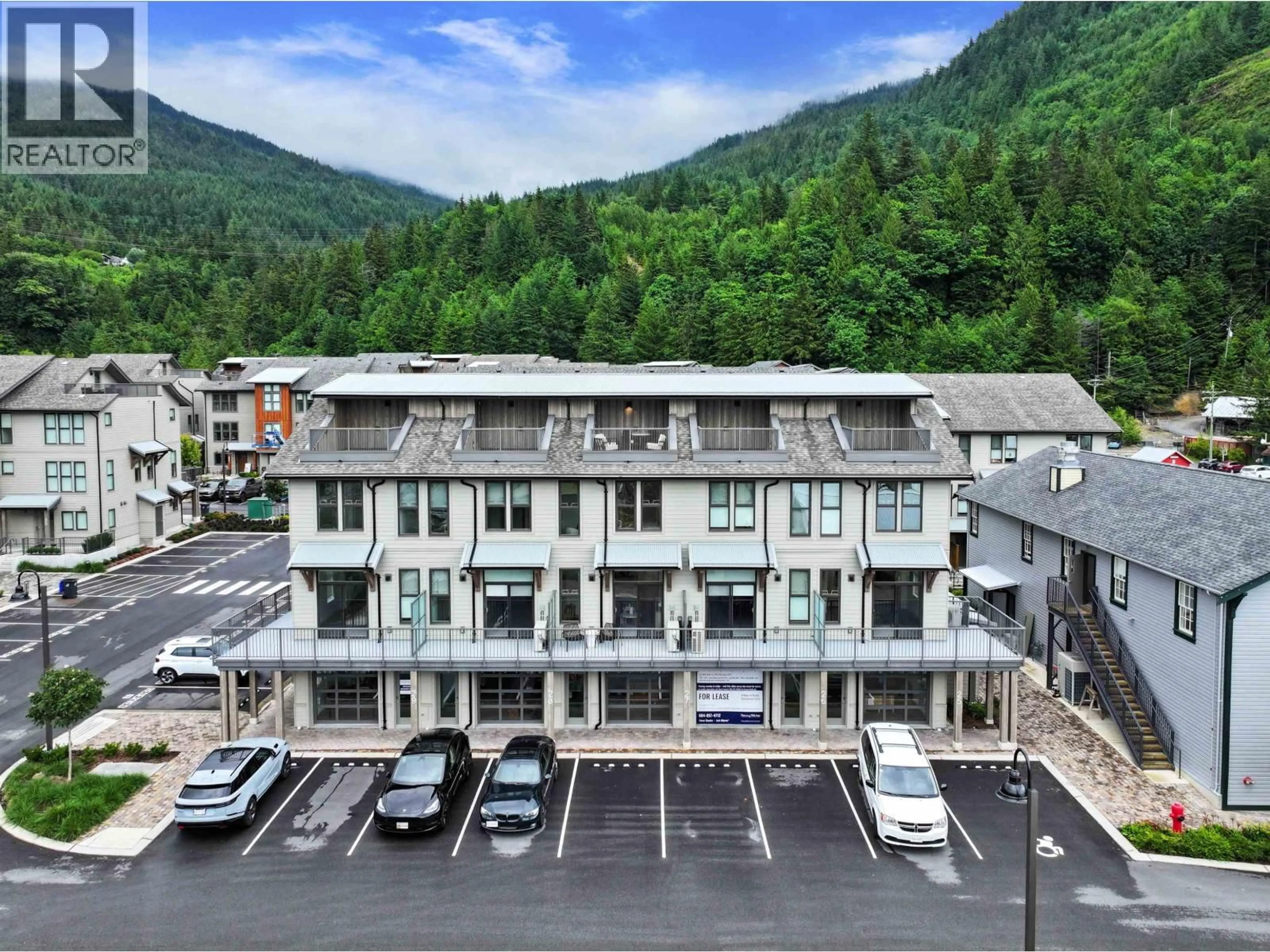 A pic from outside/outdoor area/front of a property/back of a property/a pic from drone, mountain view for 27 - 351 COPPER DRIVE, Britannia Beach British Columbia V6Z1N9