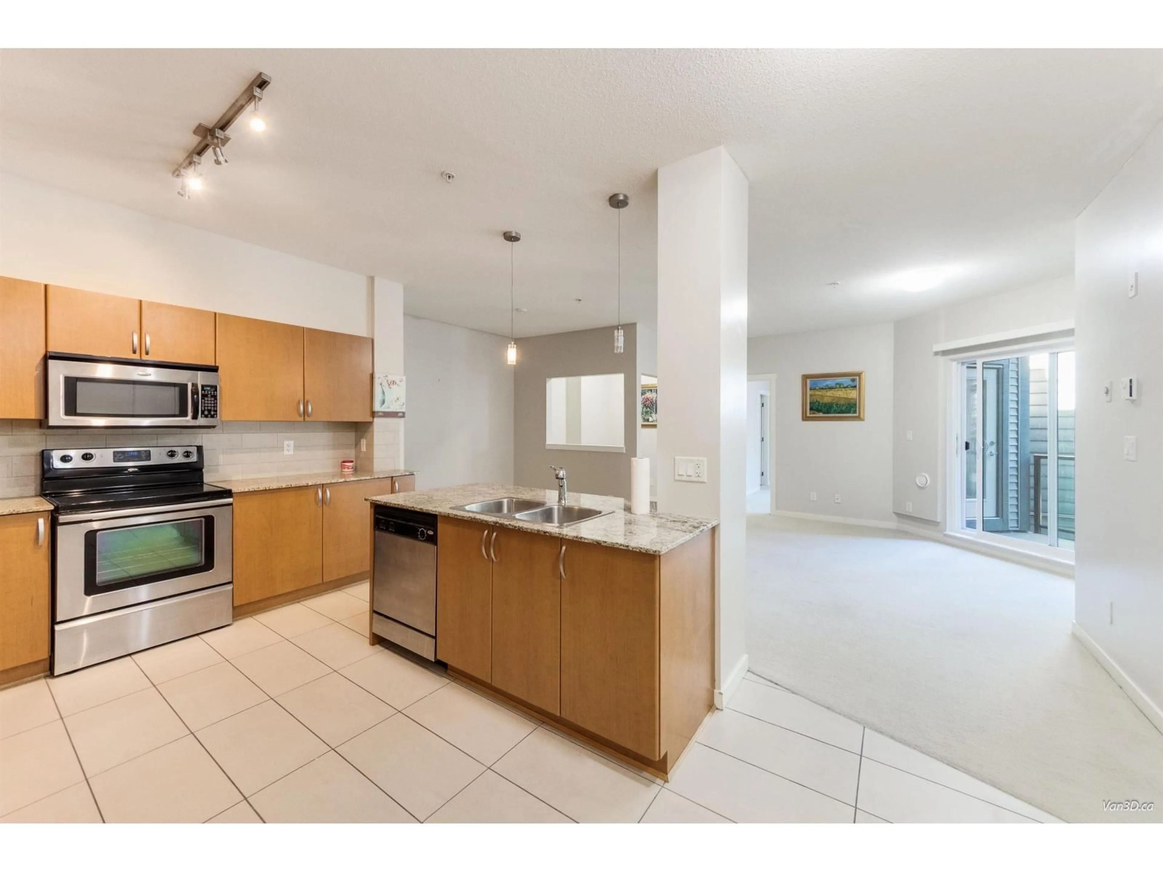 Open concept kitchen, unknown for 427 - 13733 107A, Surrey British Columbia V3T0B7