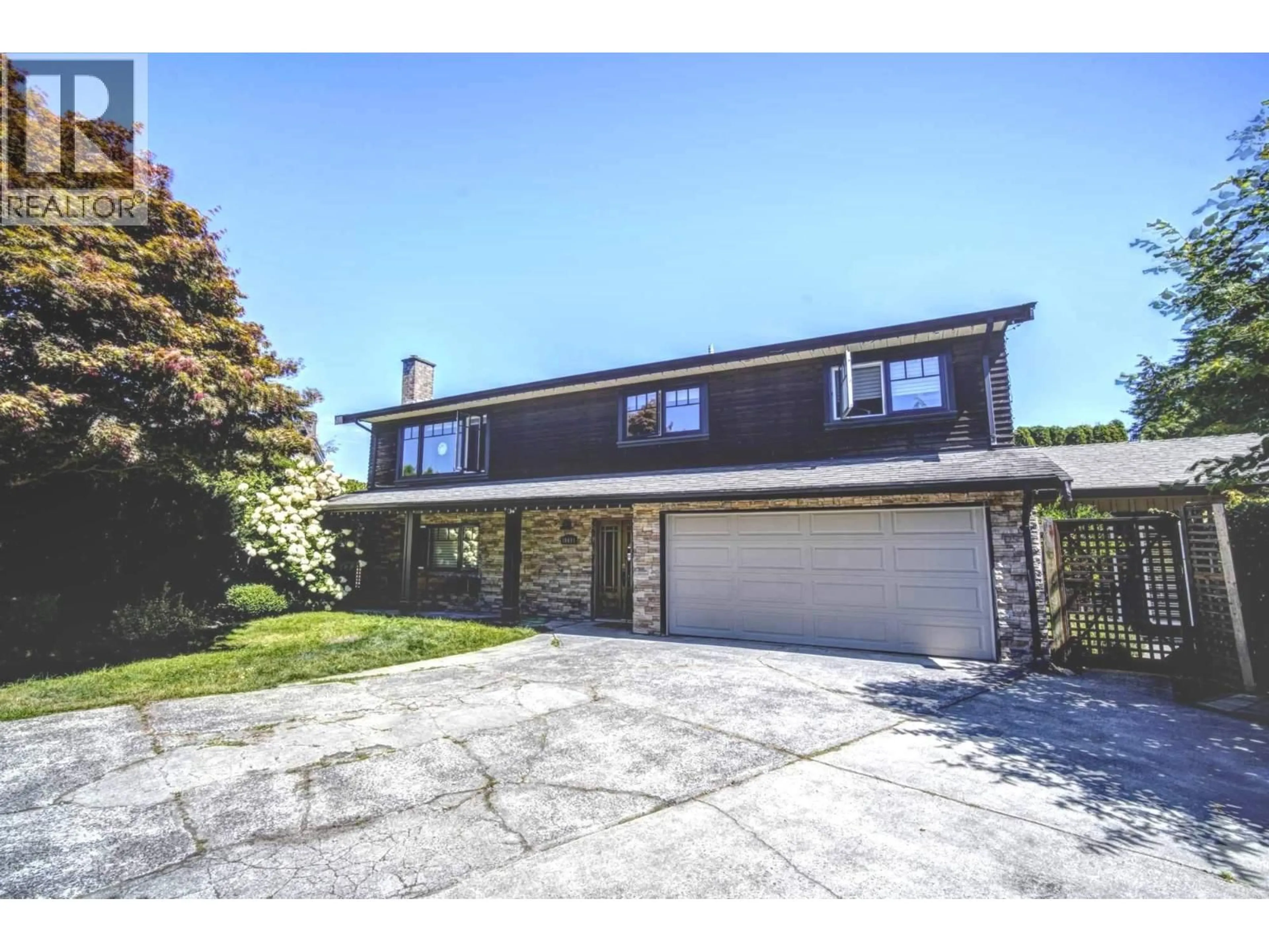 A pic from outside/outdoor area/front of a property/back of a property/a pic from drone, street for 10691 BROMFIELD PLACE, Richmond British Columbia V7A4H8