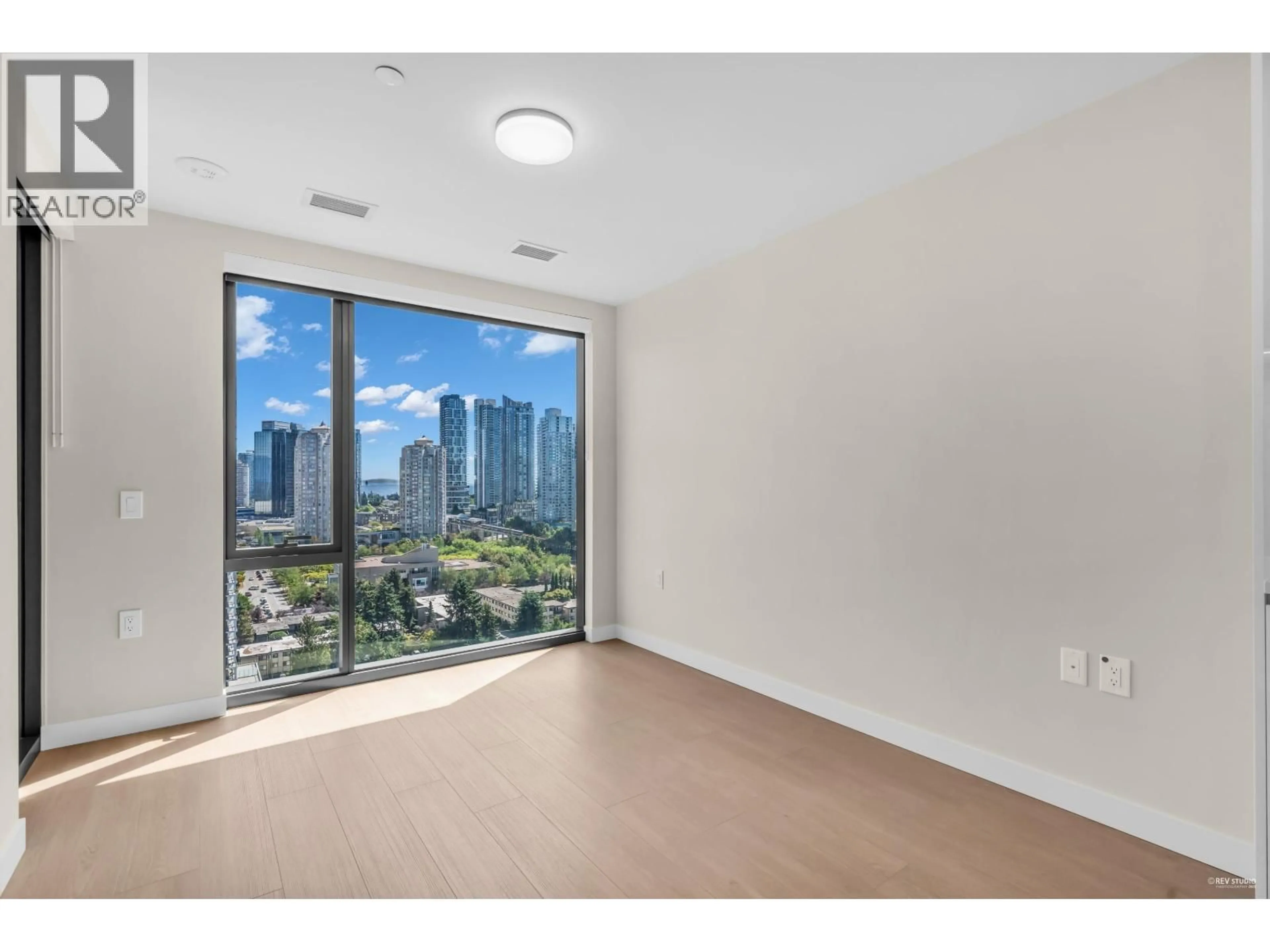 A pic of a room for 1607 - 5987 WILSON AVENUE, Burnaby British Columbia V5H0L7