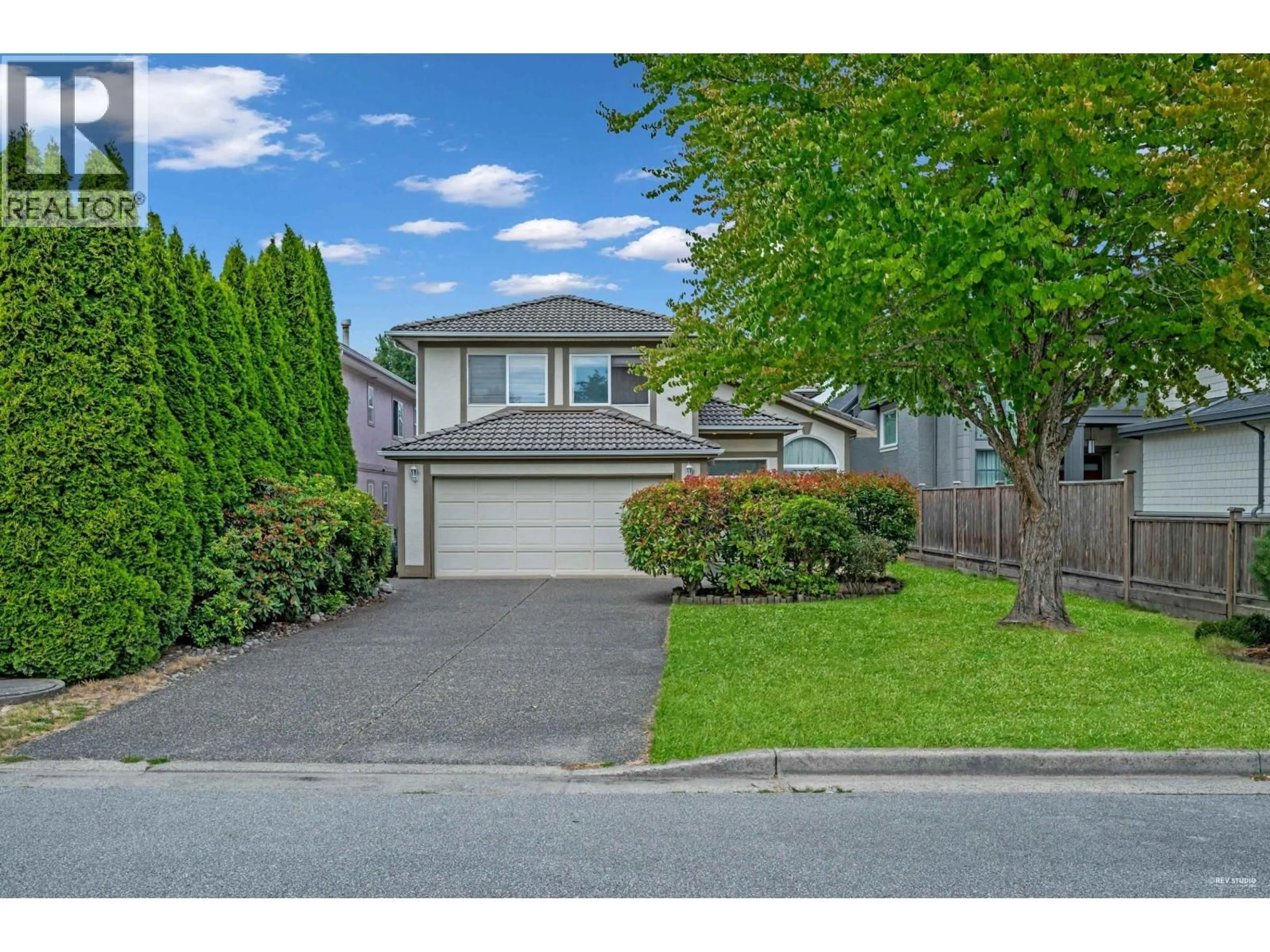 A pic from outside/outdoor area/front of a property/back of a property/a pic from drone, street for 12631 CAMERON DRIVE, Richmond British Columbia V6V2T6