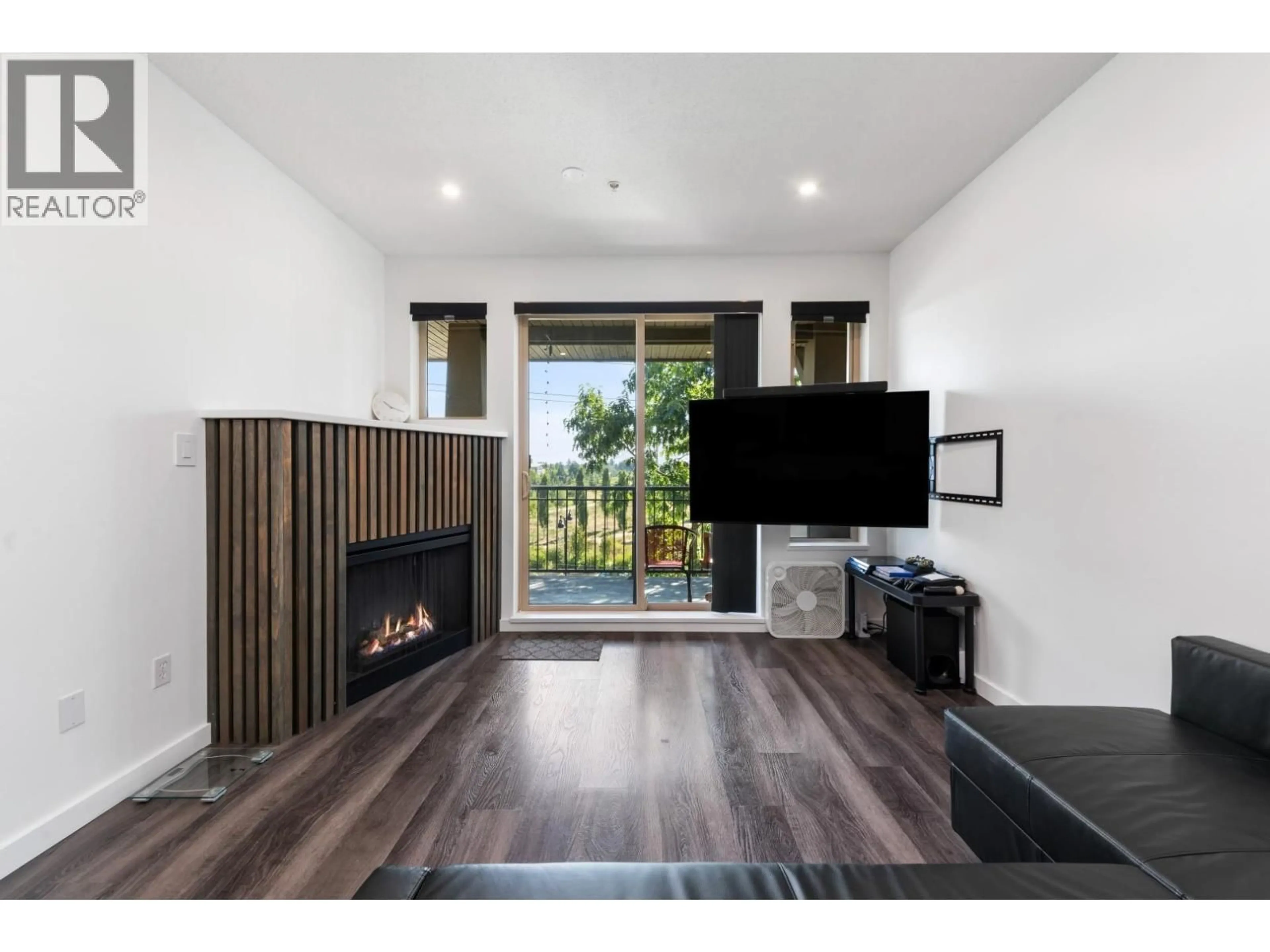 Unknown for 1415 - 5115 GARDEN CITY ROAD, Richmond British Columbia V6X4H6