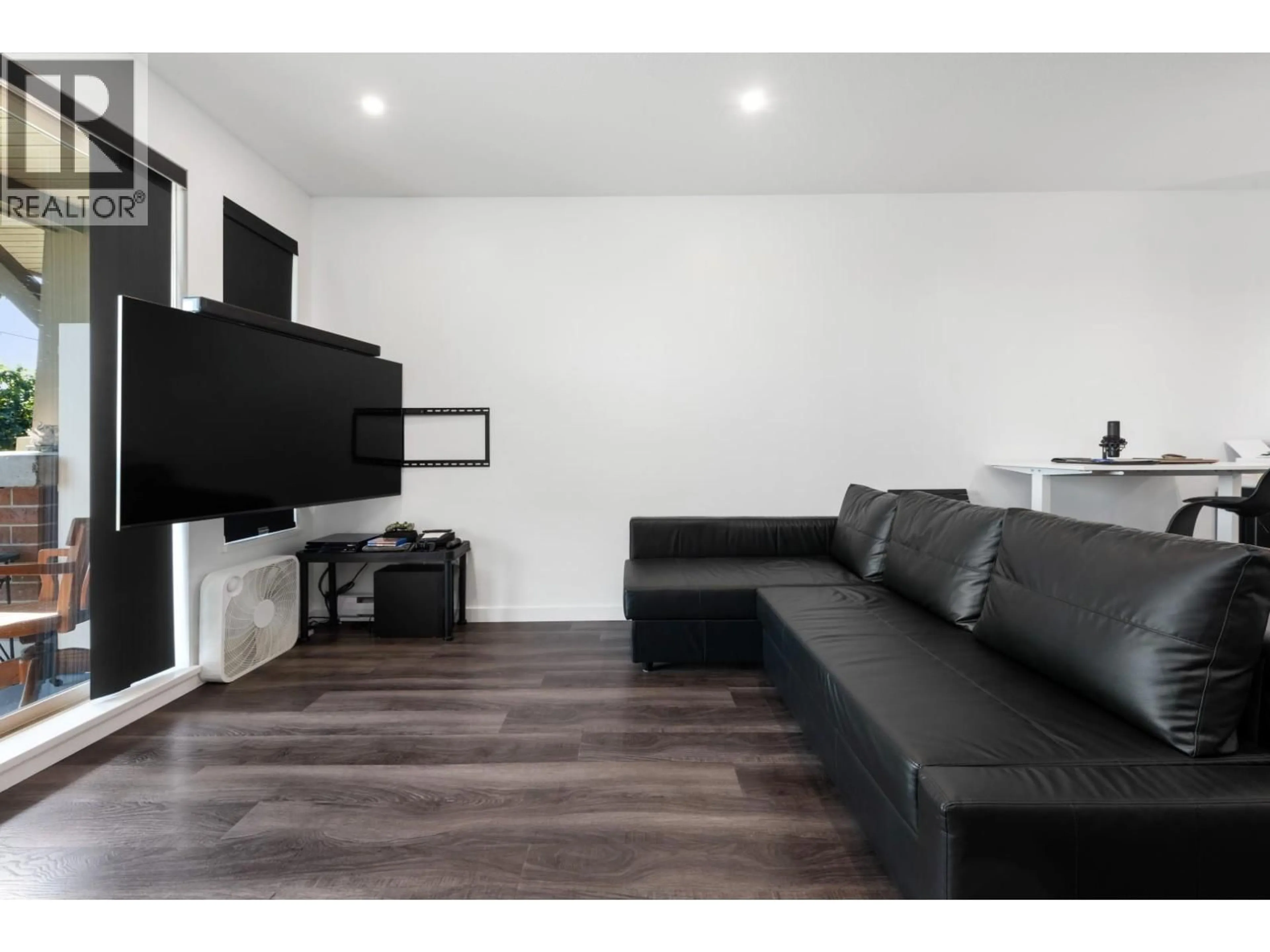 Home theater for 1415 - 5115 GARDEN CITY ROAD, Richmond British Columbia V6X4H6