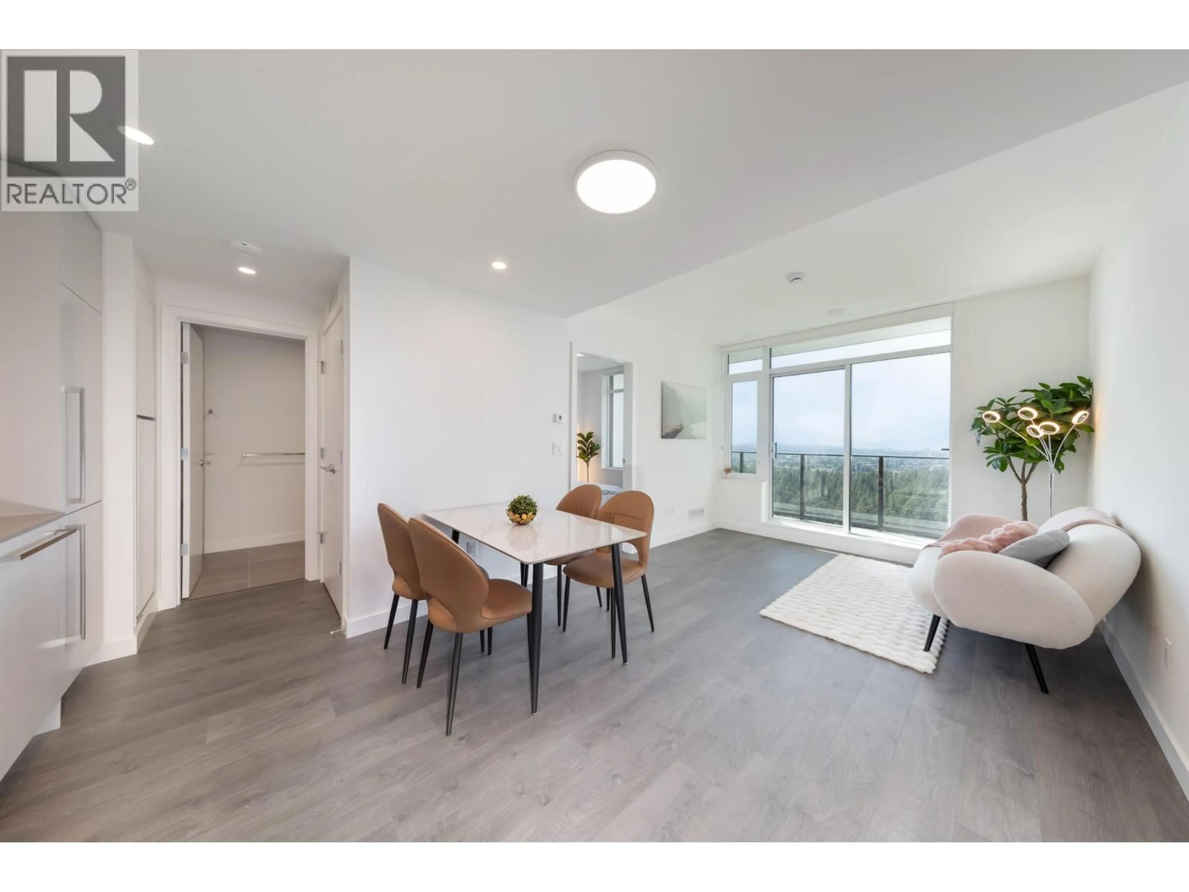 A pic of a room for 3405 - 6468 WILLINGDON AVENUE, Burnaby British Columbia V5H0L3