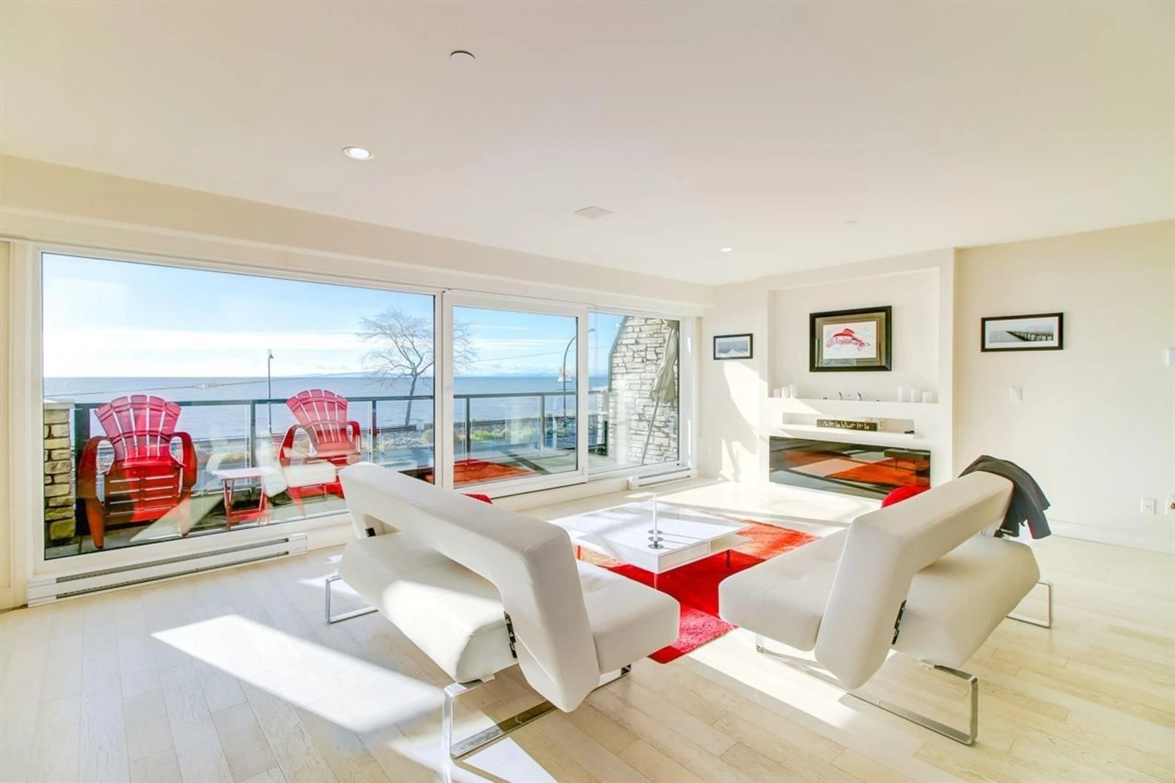 Living room with furniture, unknown for 204 - 15581 MARINE, White Rock British Columbia V4B1C9