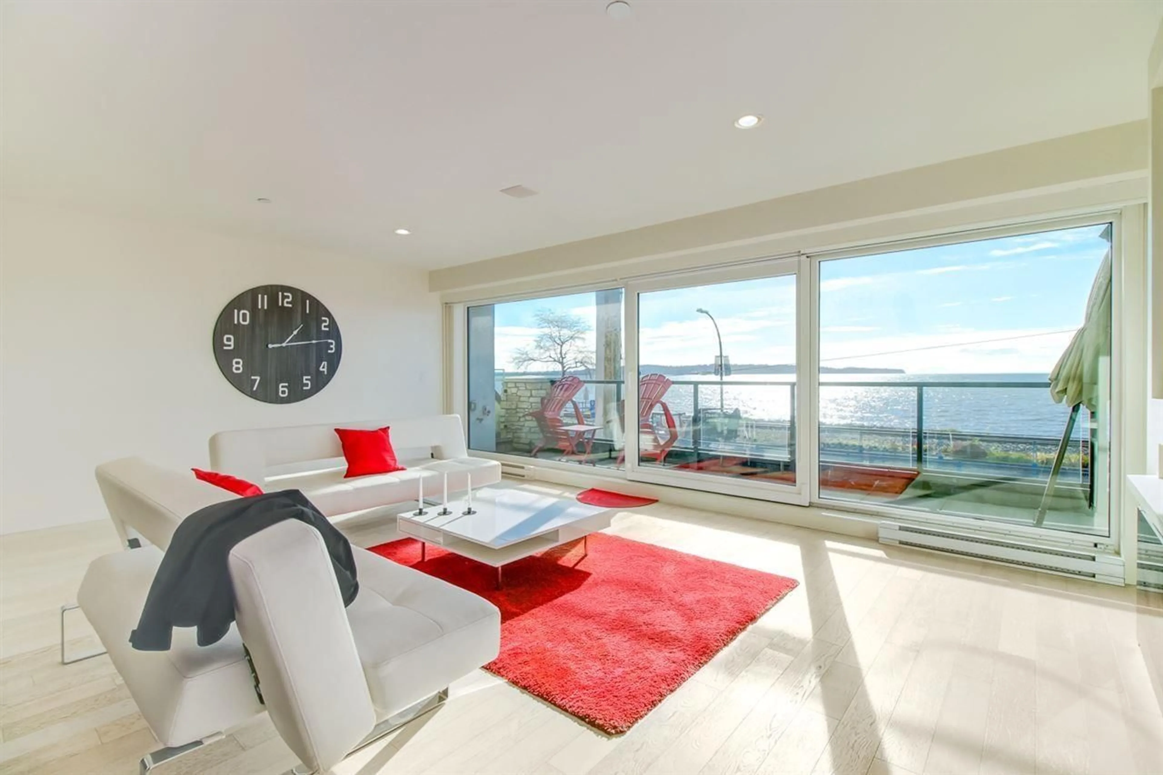 Living room with furniture, unknown for 204 - 15581 MARINE, White Rock British Columbia V4B1C9