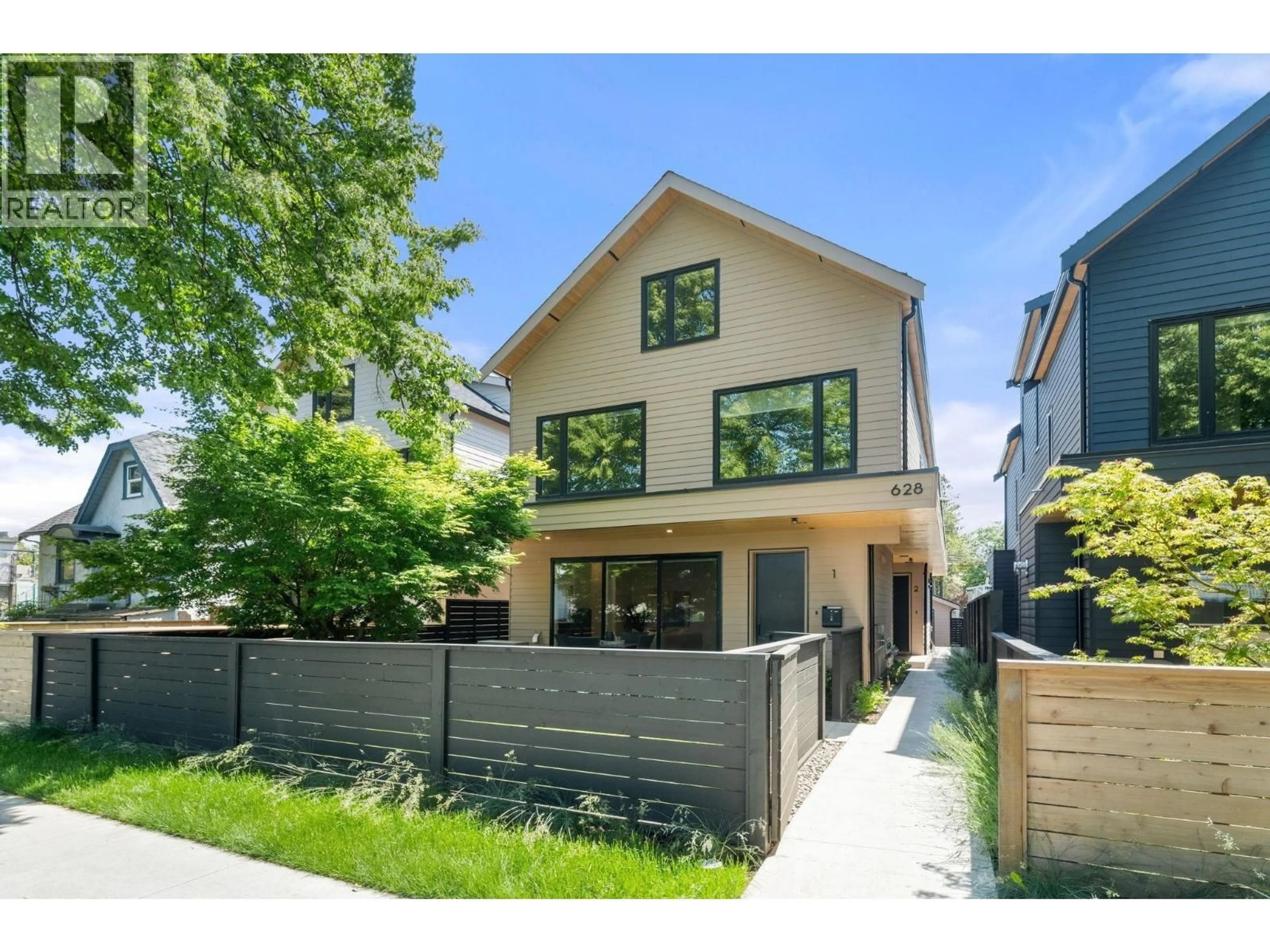 Home with brick exterior material, street for 1 - 628 46TH AVENUE, Vancouver British Columbia V5W2A3