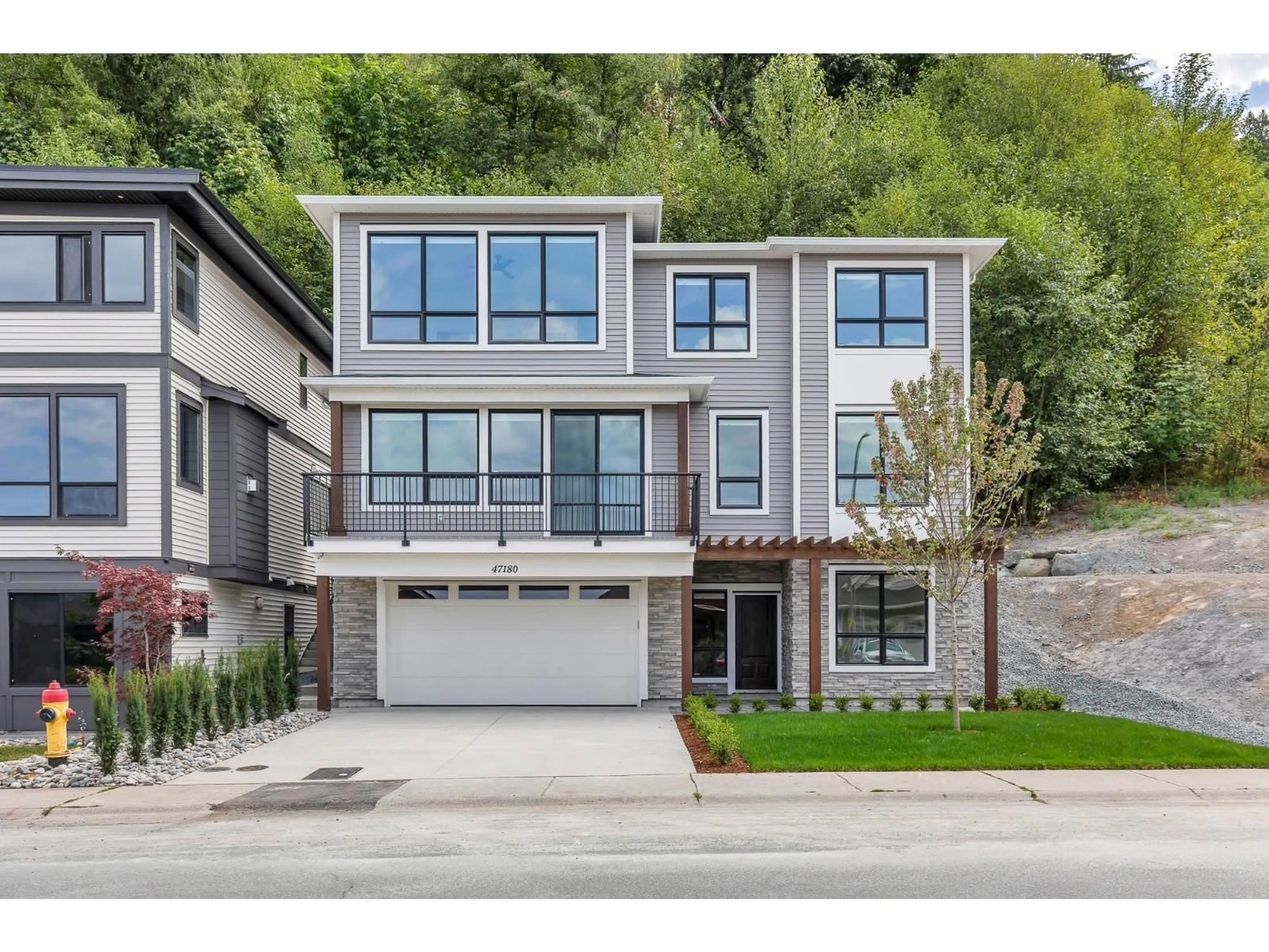 Home with brick exterior material, street for 47180 SYLVAN DRIVE, Chilliwack British Columbia V2R0R8