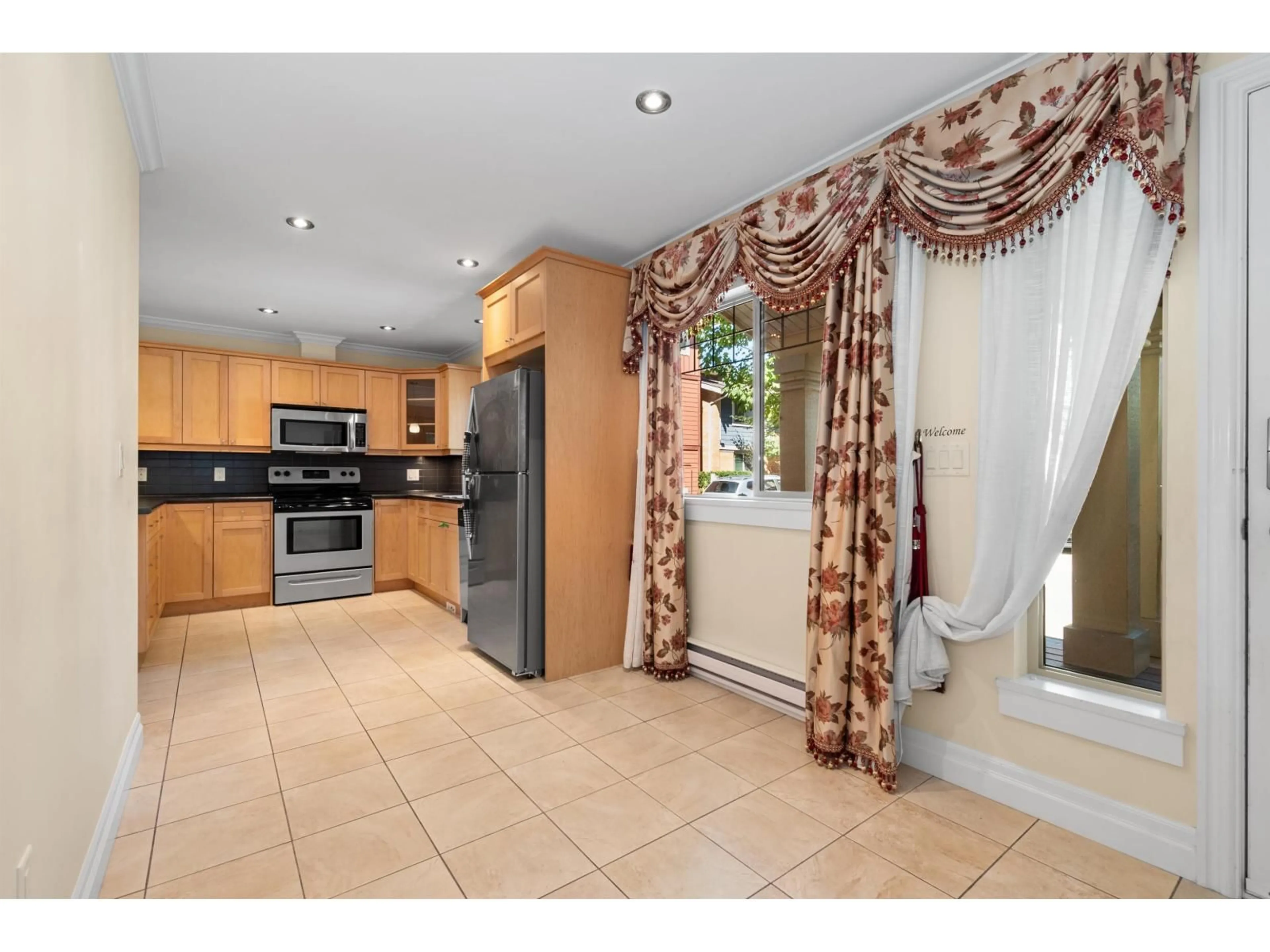 Unknown for 24 - 5960 COWICHAN STREET, Chilliwack British Columbia V2R0L6