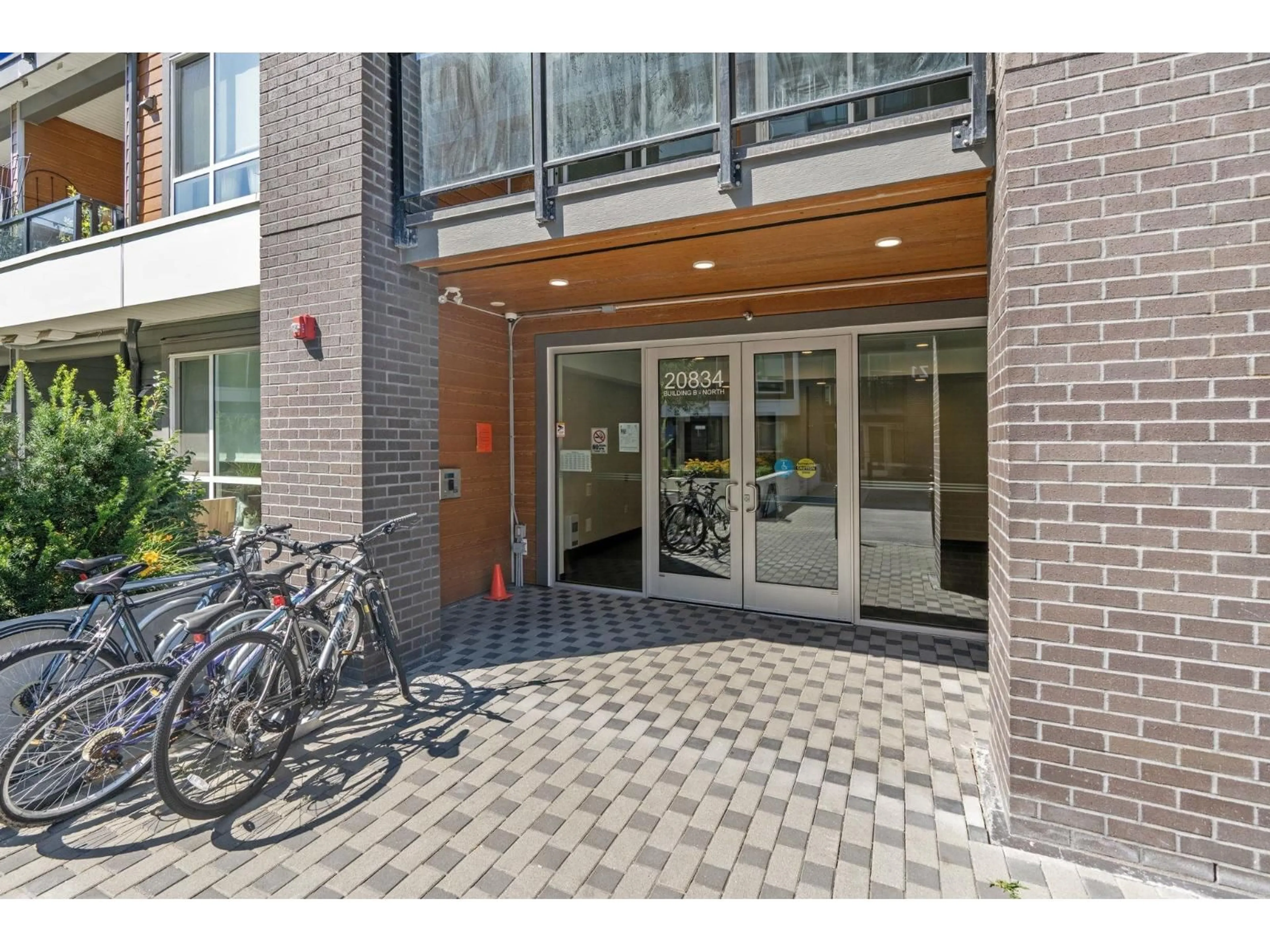 Indoor foyer for B523 - 20834 80, Langley British Columbia V2Y3M6