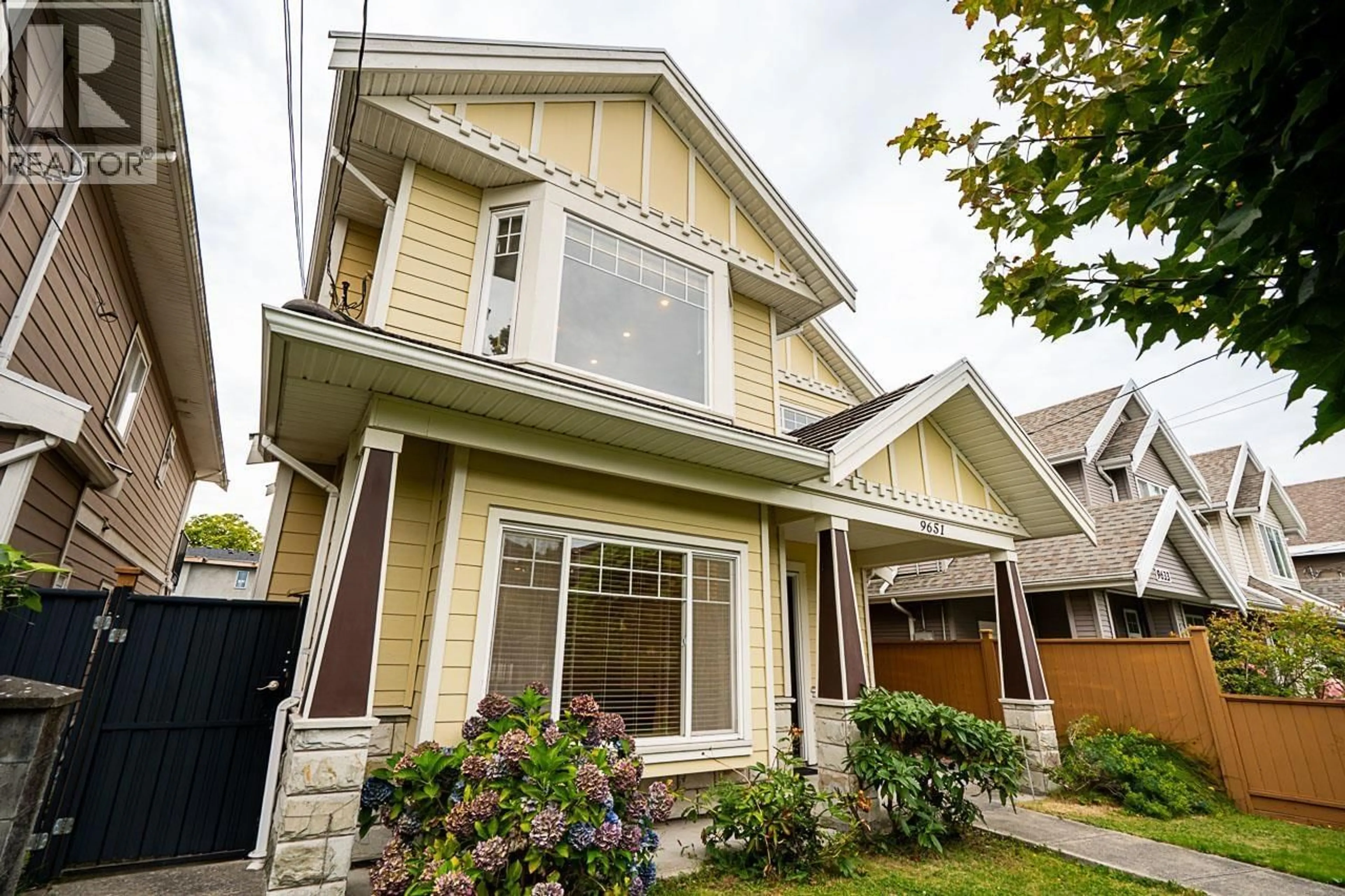 Home with vinyl exterior material, street for 9651 NO. 1 ROAD, Richmond British Columbia V7E1R8