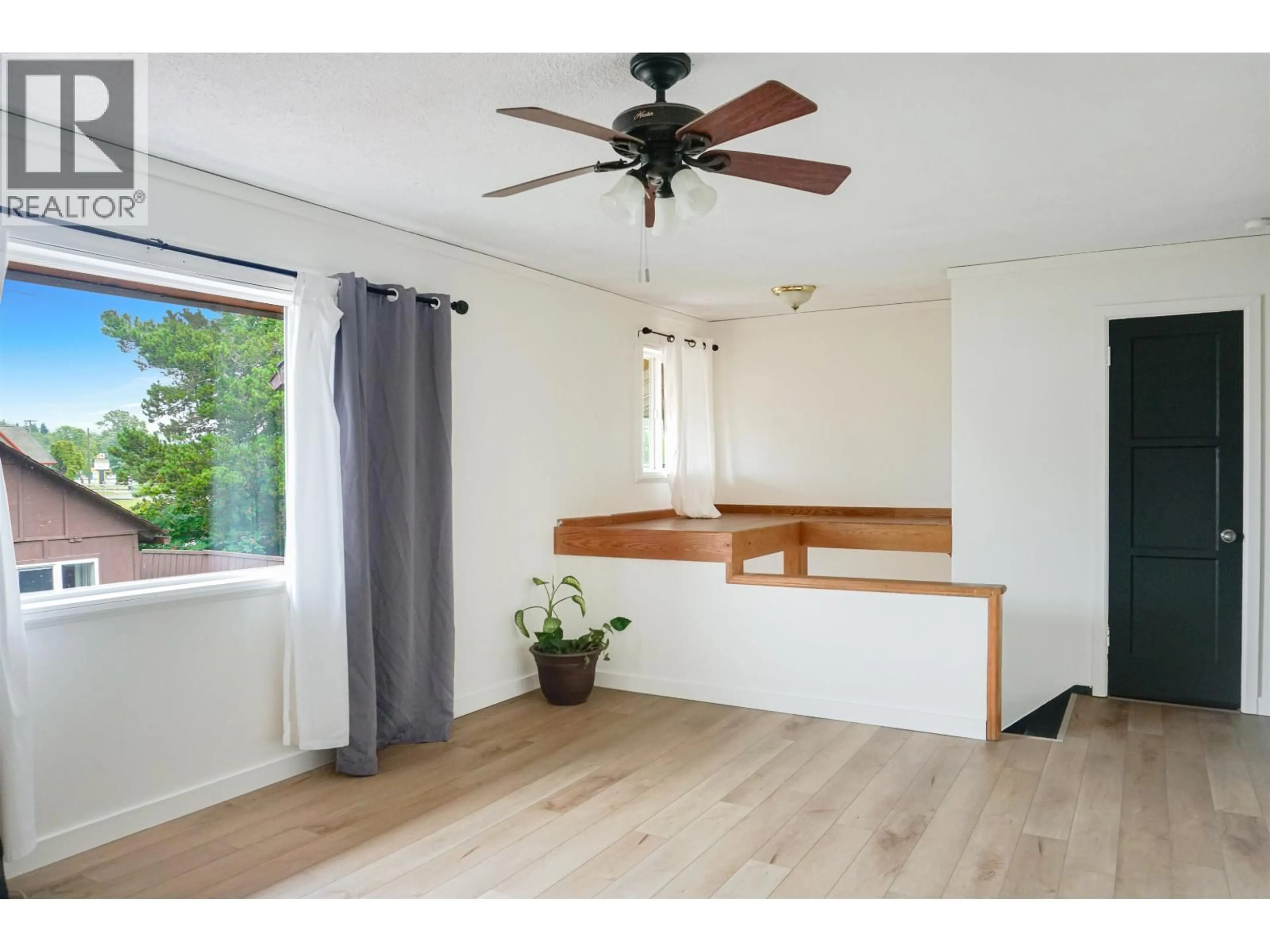 A pic of a room for 15 HERON STREET, Kitimat British Columbia V8C1N3