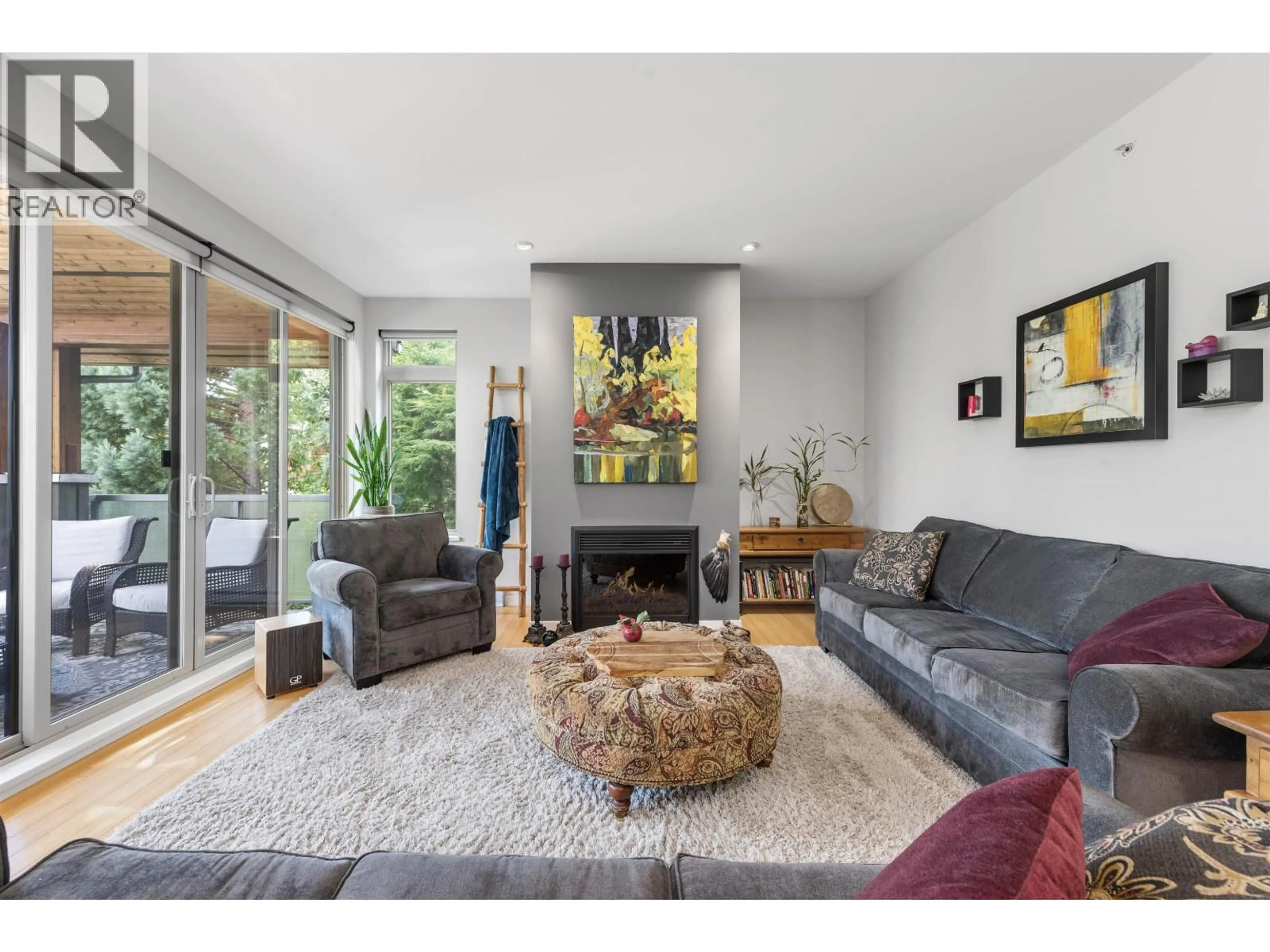 Living room with furniture, unknown for 201 - 40147 GOVERNMENT ROAD, Squamish British Columbia V8B0R6