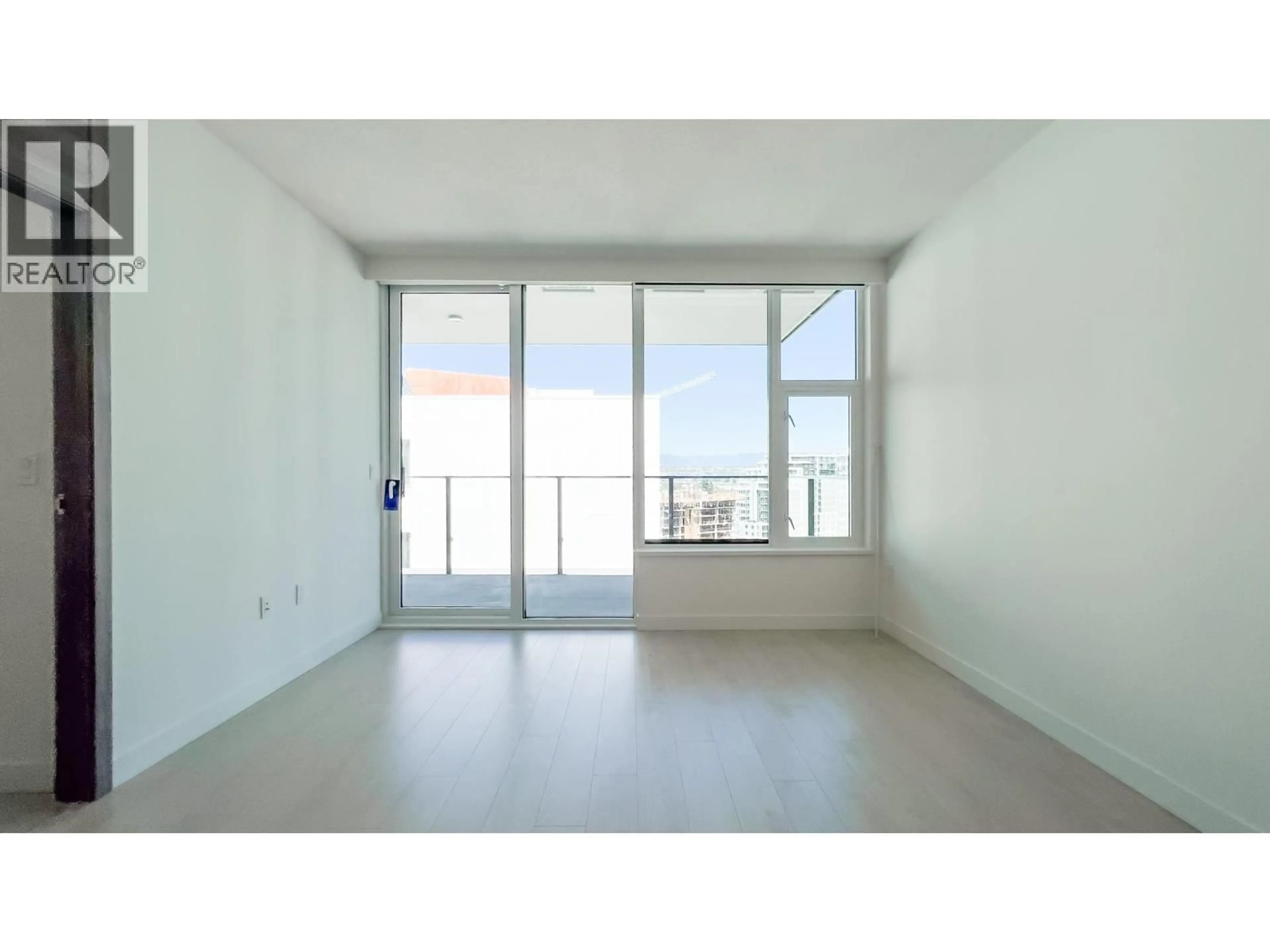 A pic of a room for 1211 - 8611 HAZELBRIDGE WAY, Richmond British Columbia V6X0W8
