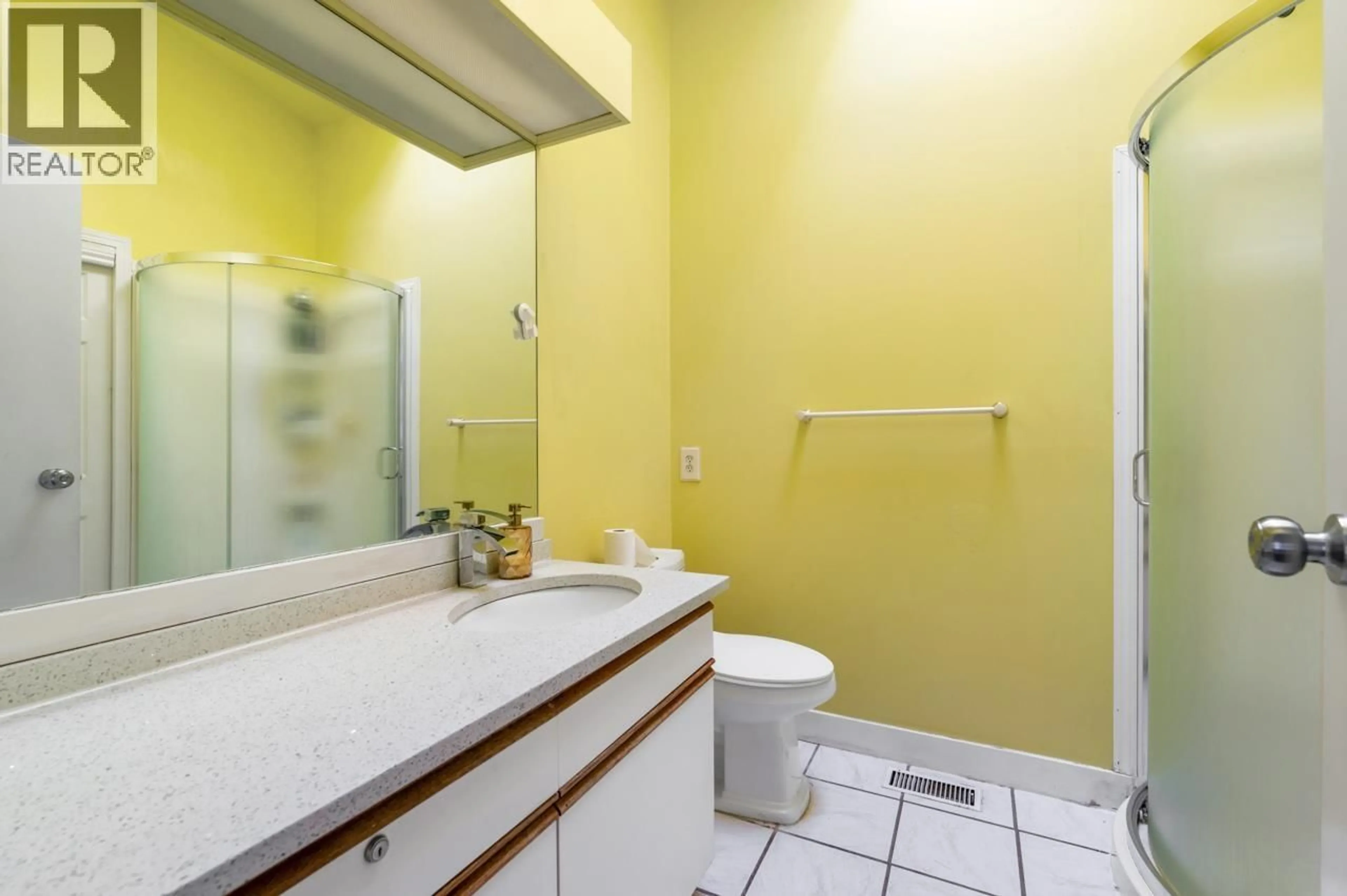 Standard bathroom, ceramic/tile floor for 1281 SHERMAN STREET, Coquitlam British Columbia V3B4T1