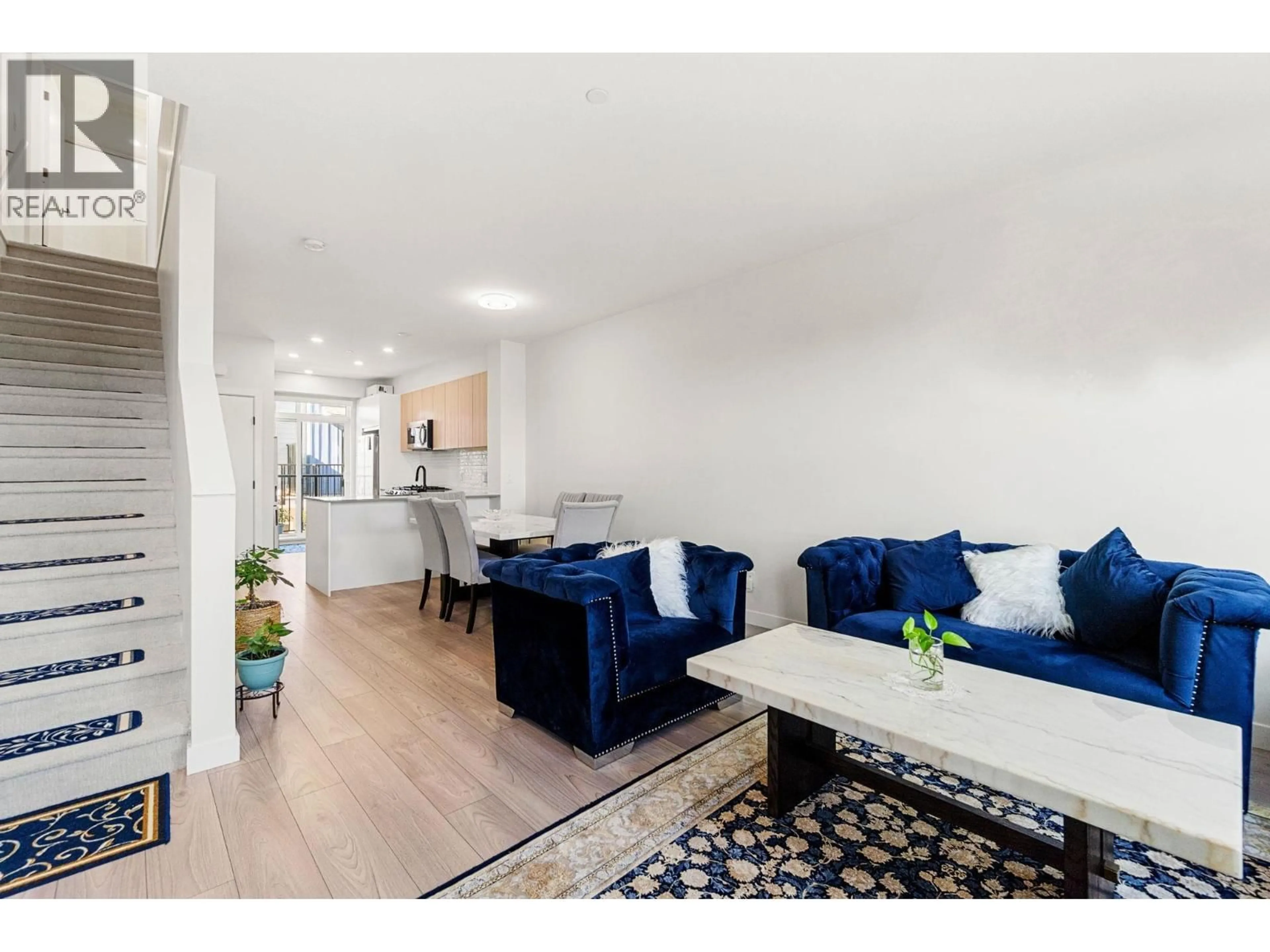 Living room with furniture, unknown for 46 - 488 FURNESS STREET, New Westminster British Columbia V3M0M1