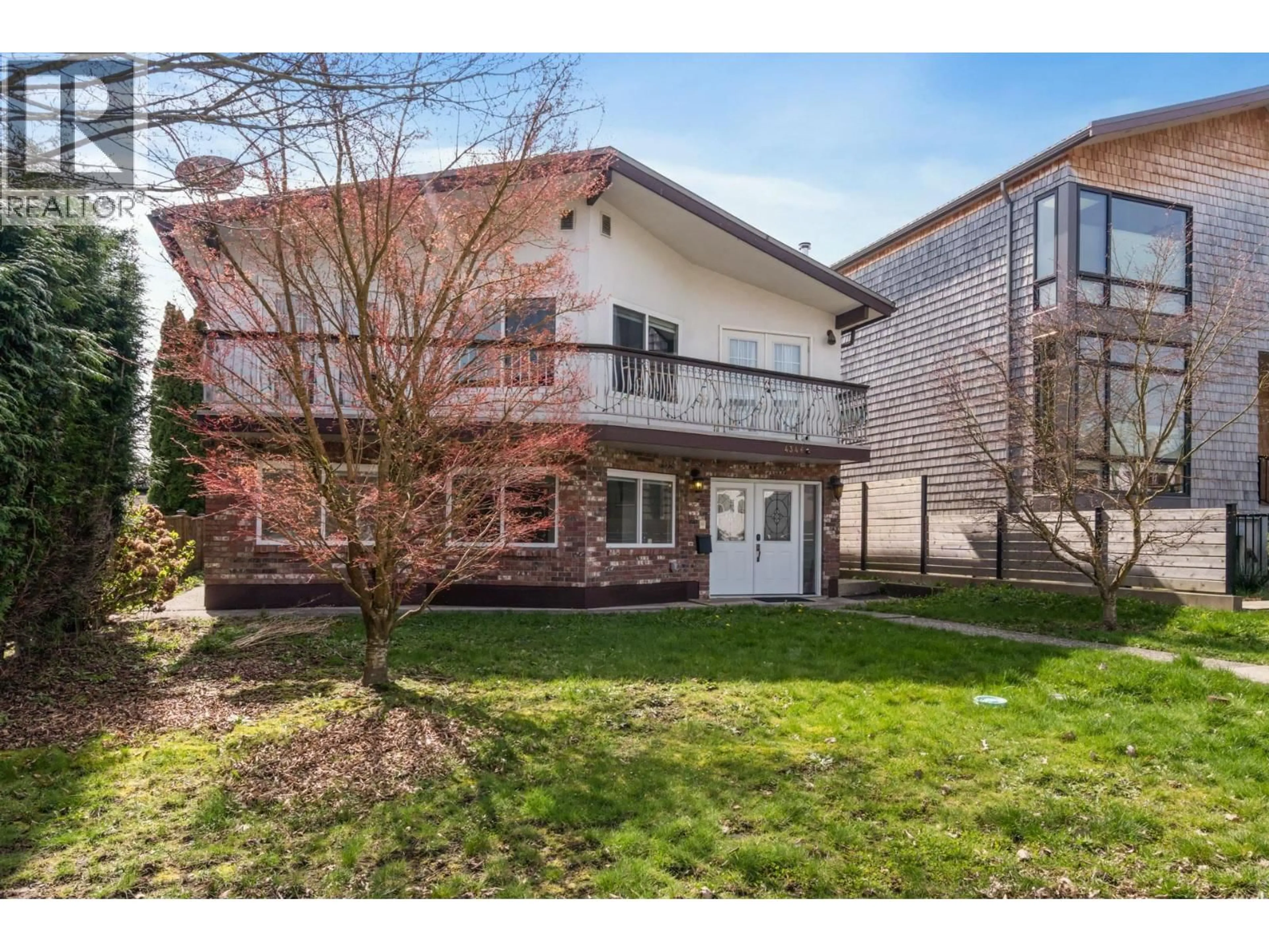 Unknown for 4346 DUNDAS STREET, Burnaby British Columbia V5C1B3
