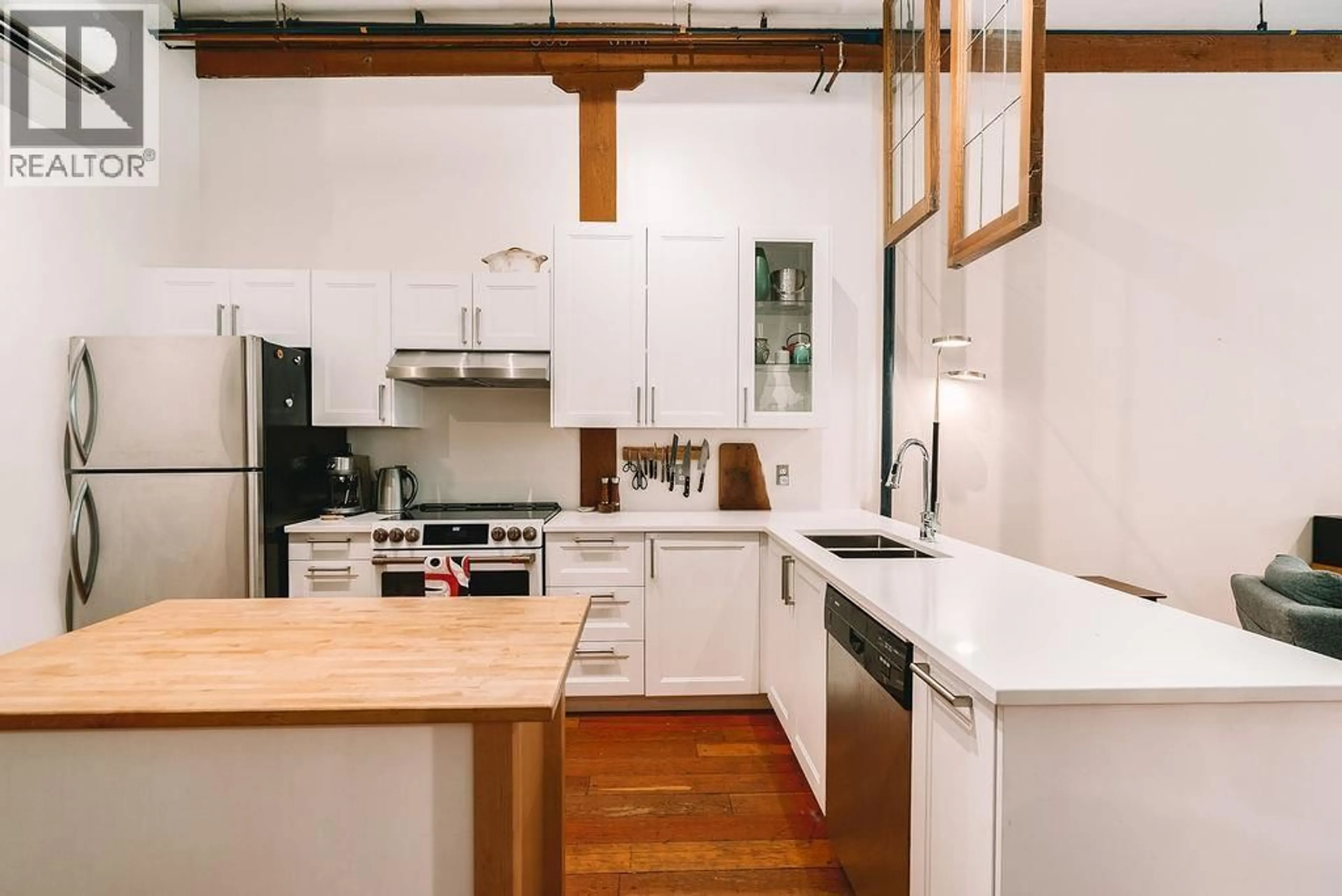 Open concept kitchen, unknown for 306 - 2556 HASTINGS STREET, Vancouver British Columbia V5K1Z3