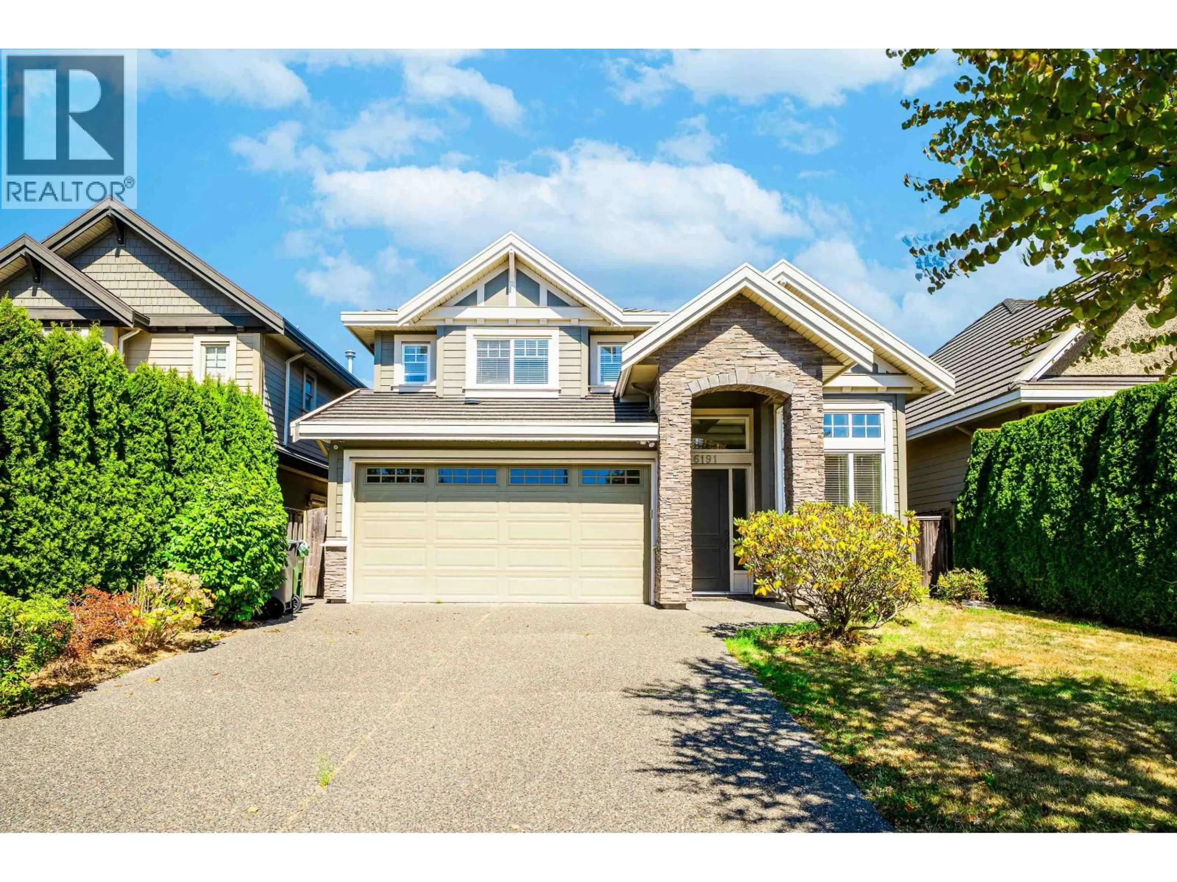 Home with vinyl exterior material, street for 6191 DUNSMUIR CRESCENT, Richmond British Columbia V7C5T7