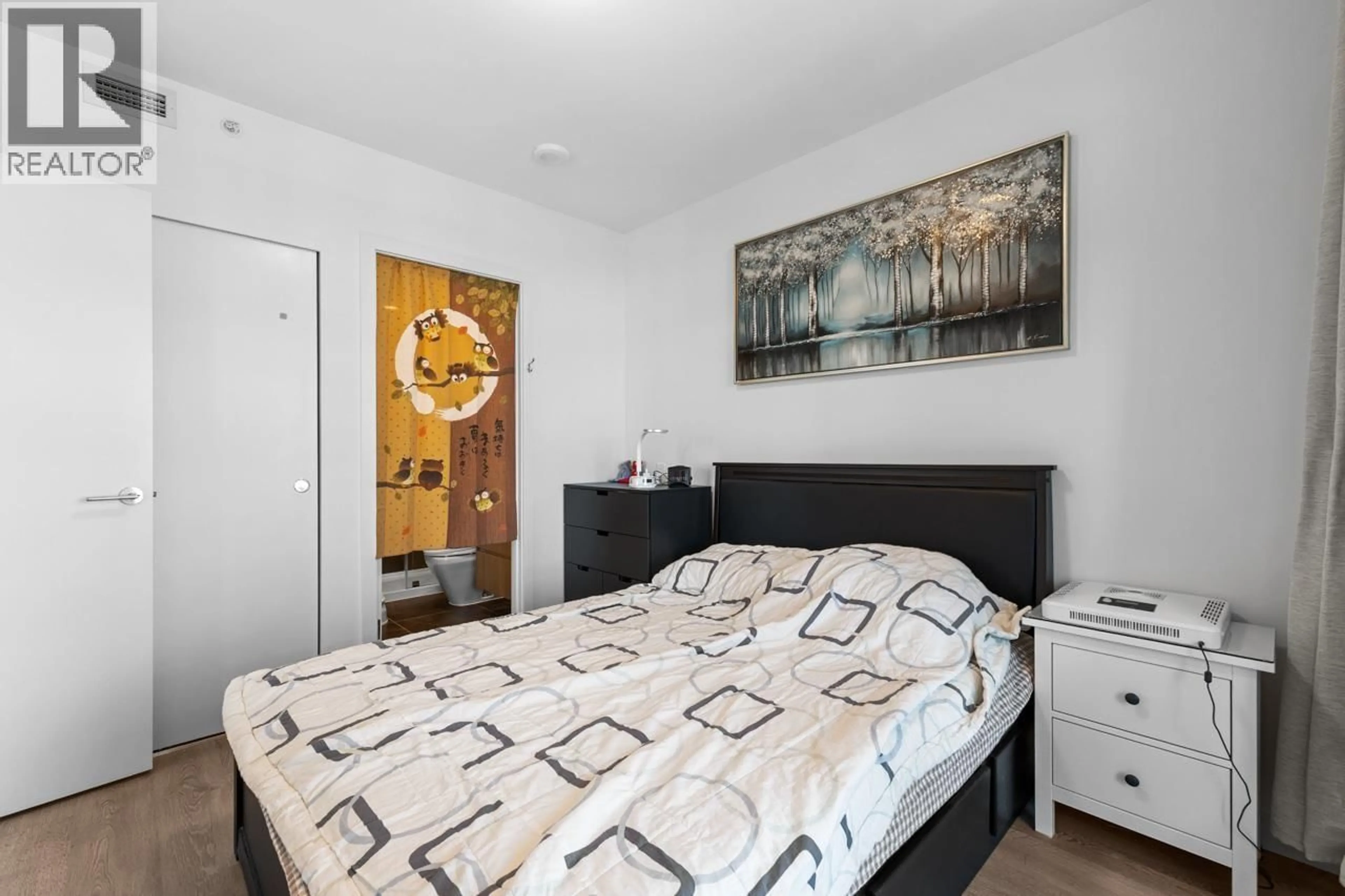 Bedroom with bed, unknown for 2507 - 6080 MCKAY AVENUE, Burnaby British Columbia V5H0J4