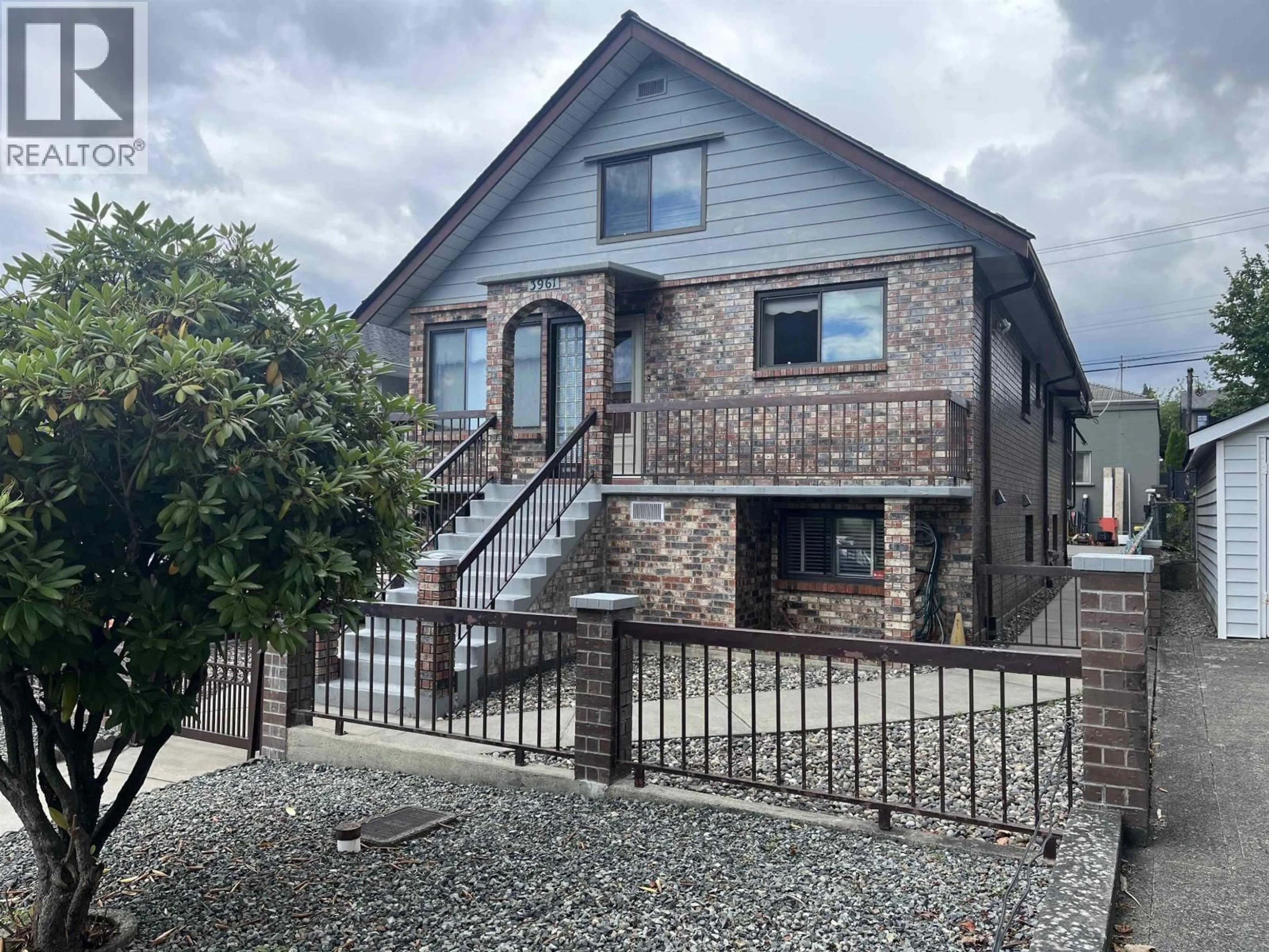 Unknown for 3961 VENABLES STREET, Burnaby British Columbia V5C2Z3
