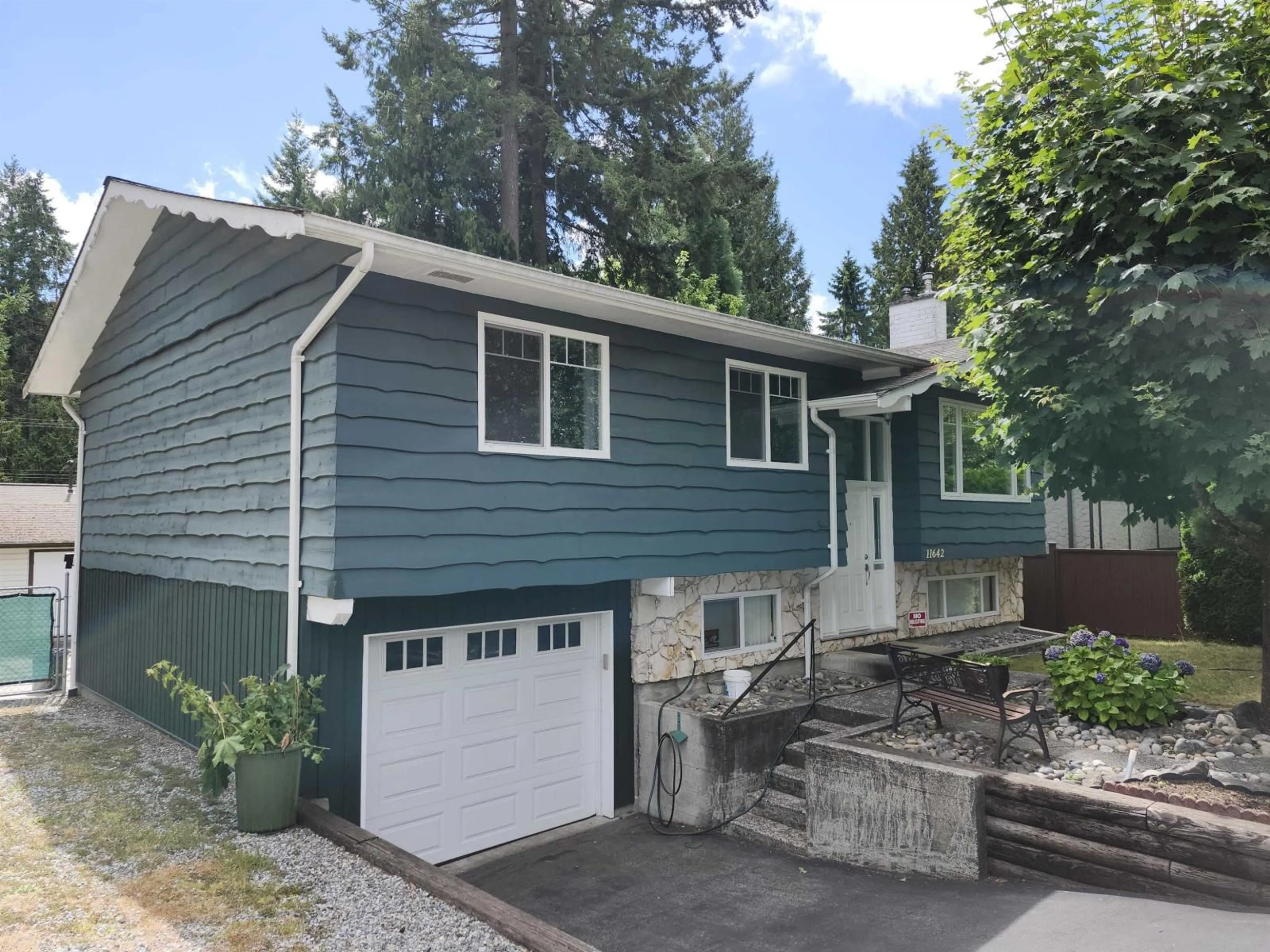 Home with vinyl exterior material, street for 11642 64A, Delta British Columbia V4E2C6