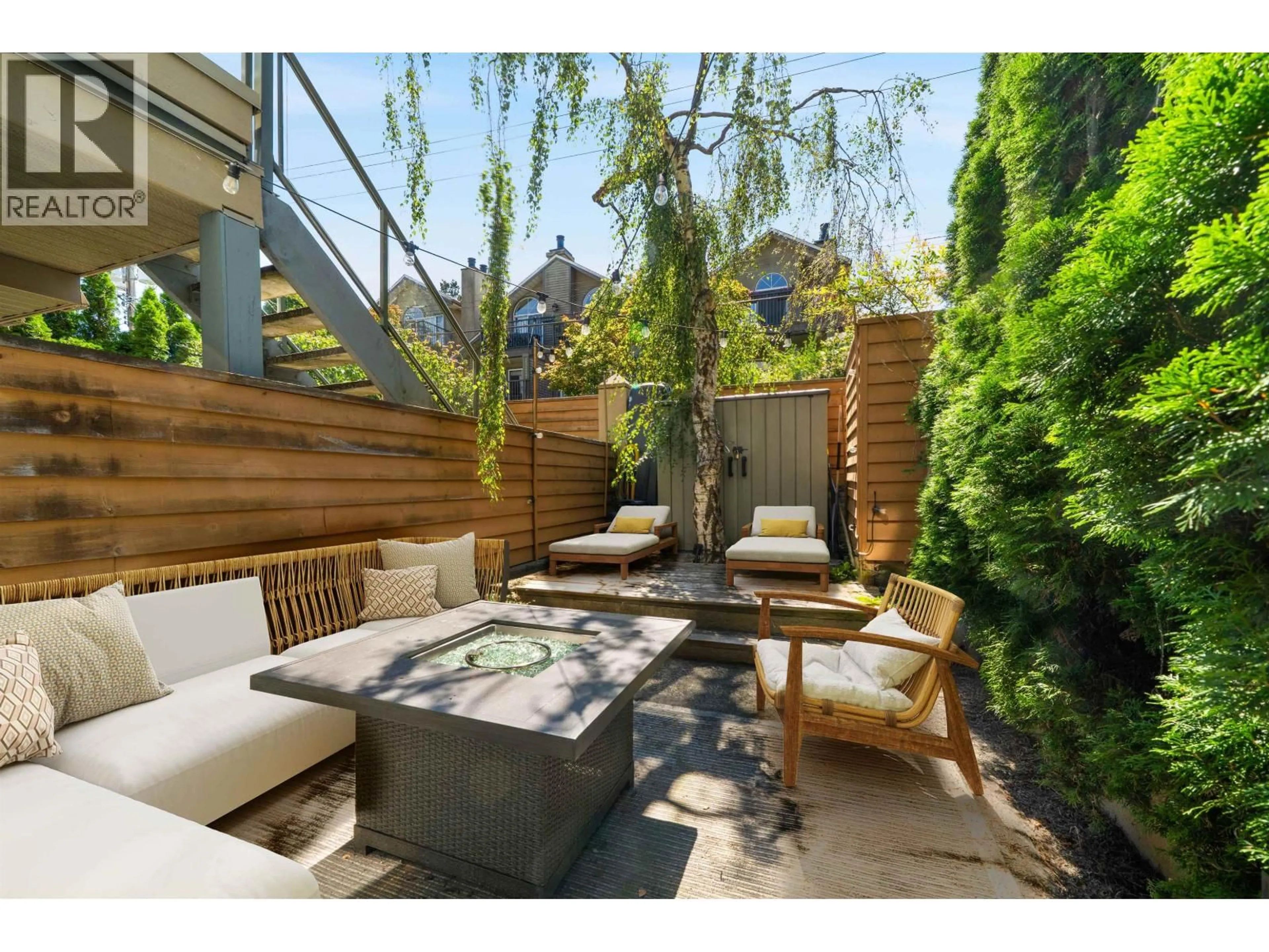 Patio, street for 3021 LAUREL STREET, Vancouver British Columbia V5Z3T6