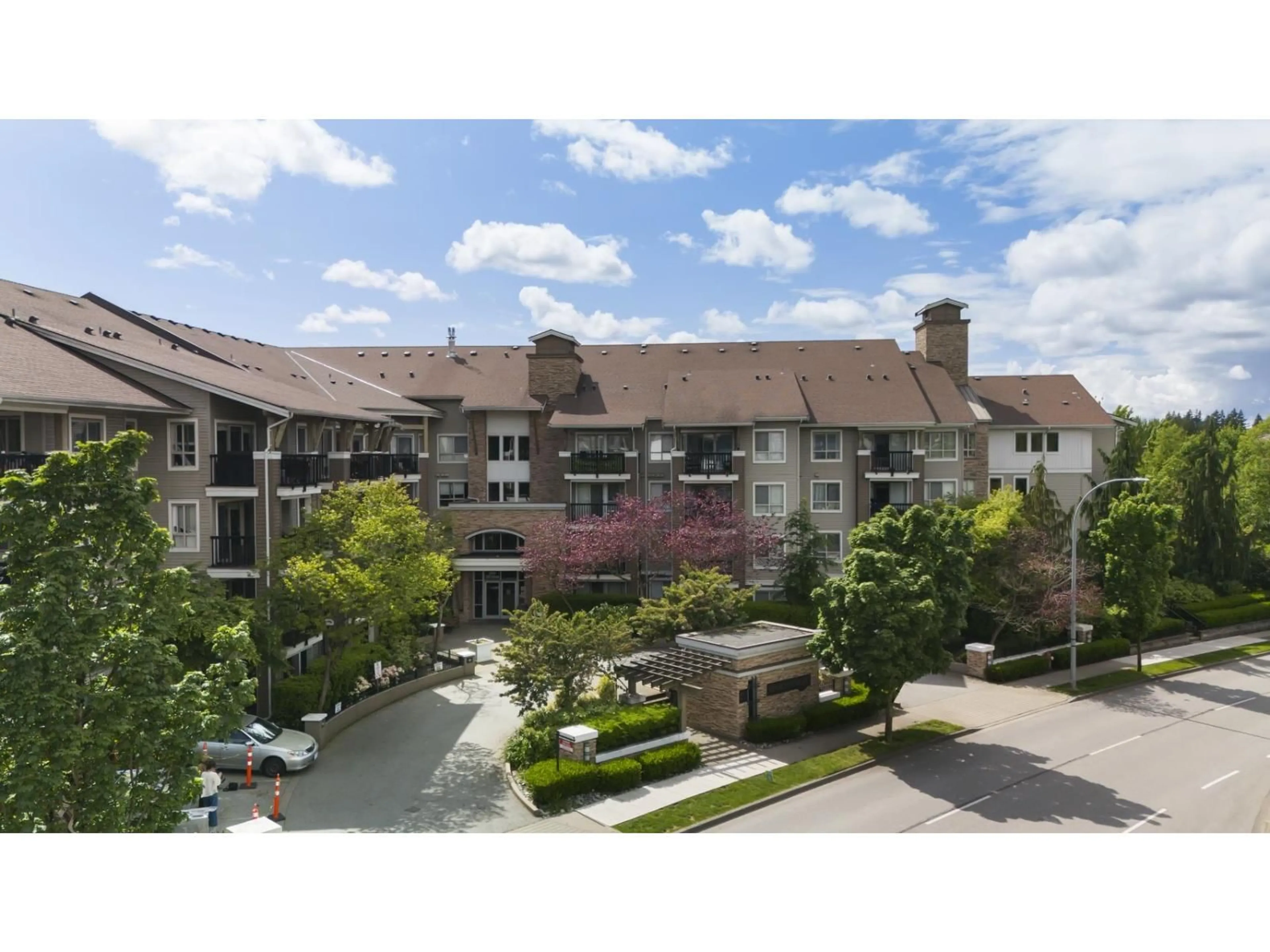 A pic from outside/outdoor area/front of a property/back of a property/a pic from drone, unknown for 411 - 8915 202, Langley British Columbia V1M0B5
