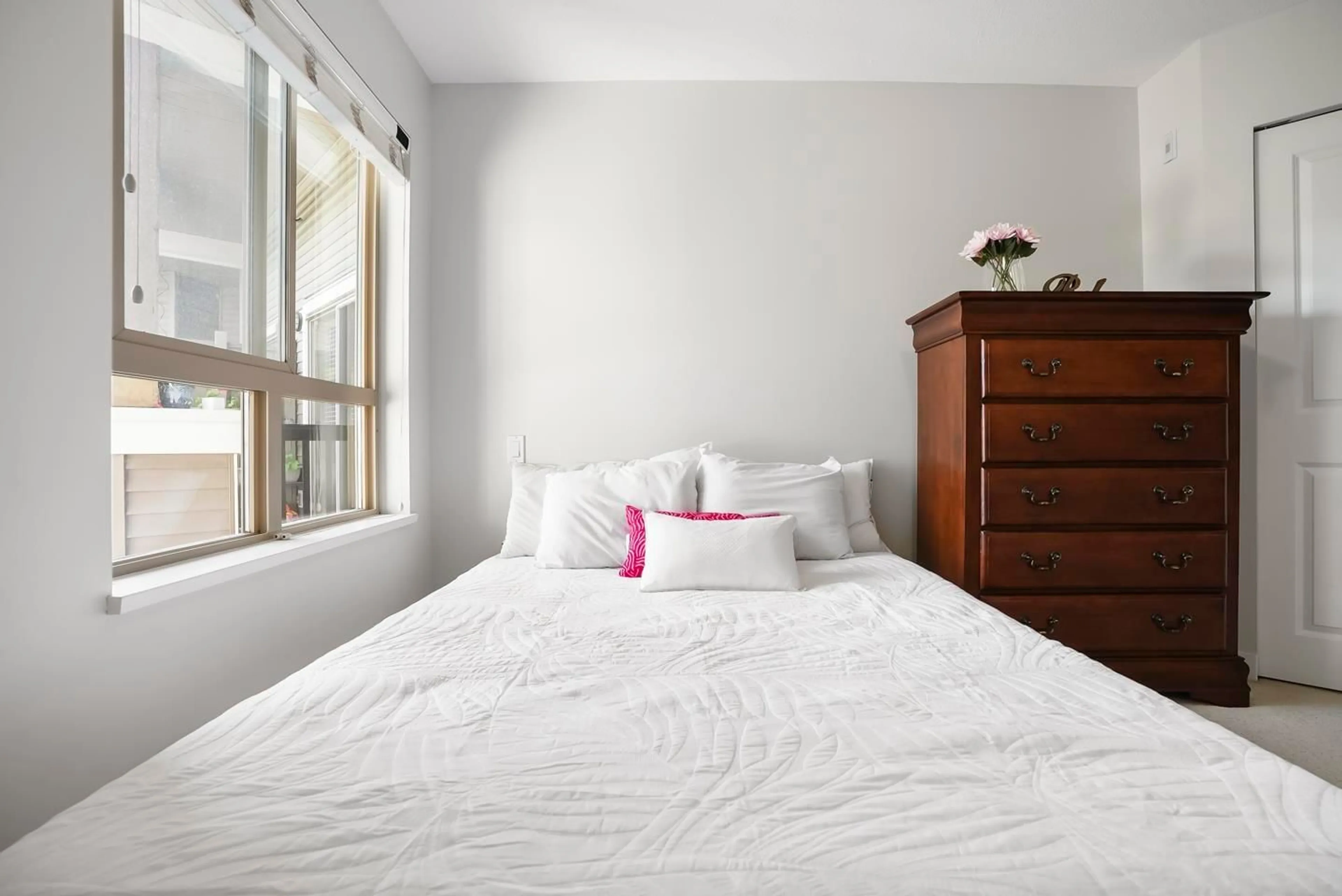 Bedroom with bed, unknown for 411 - 8915 202, Langley British Columbia V1M0B5
