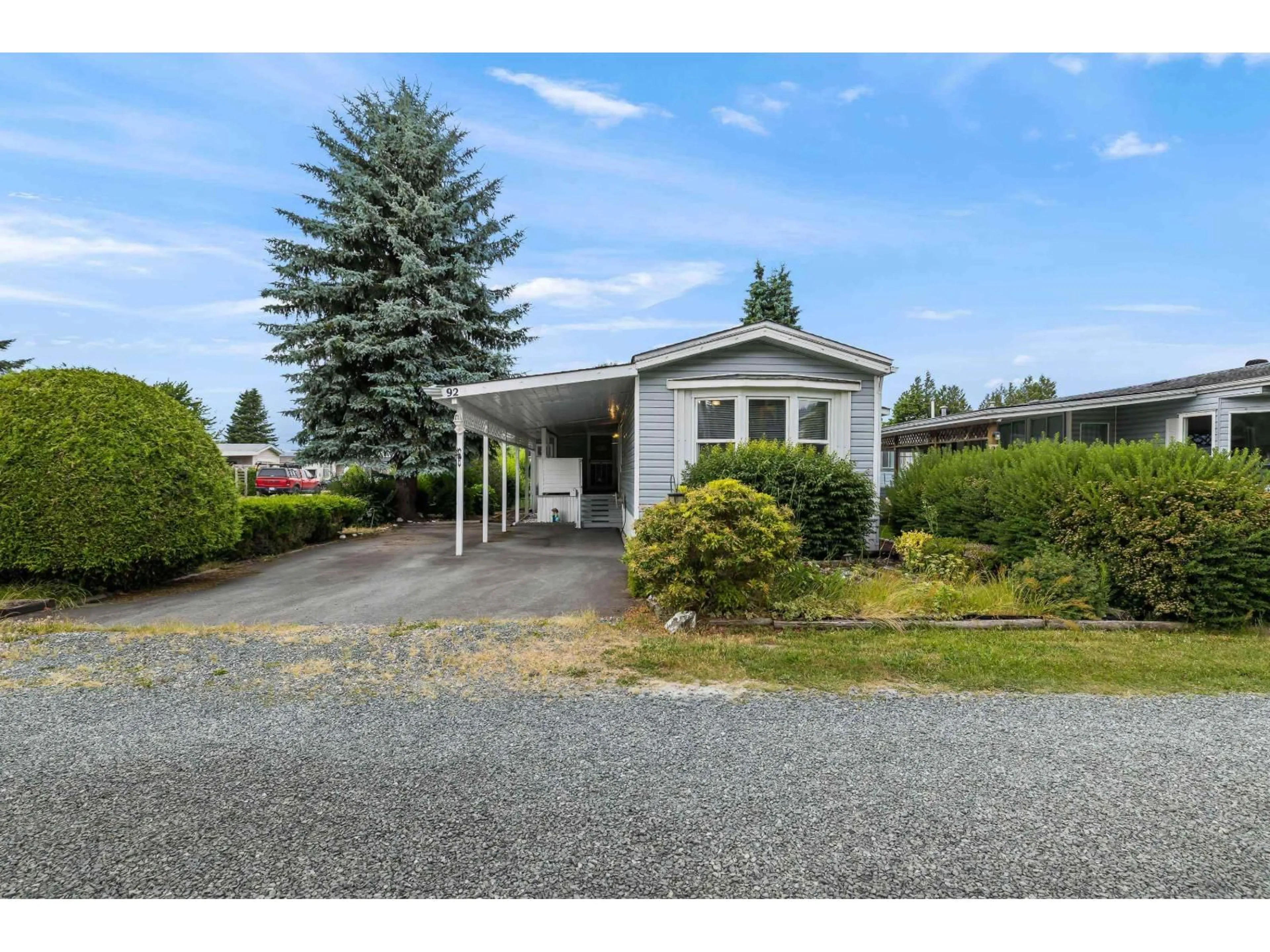 Home with vinyl exterior material, street for 92 - 6035 VEDDER ROAD, Chilliwack British Columbia V2R1E5