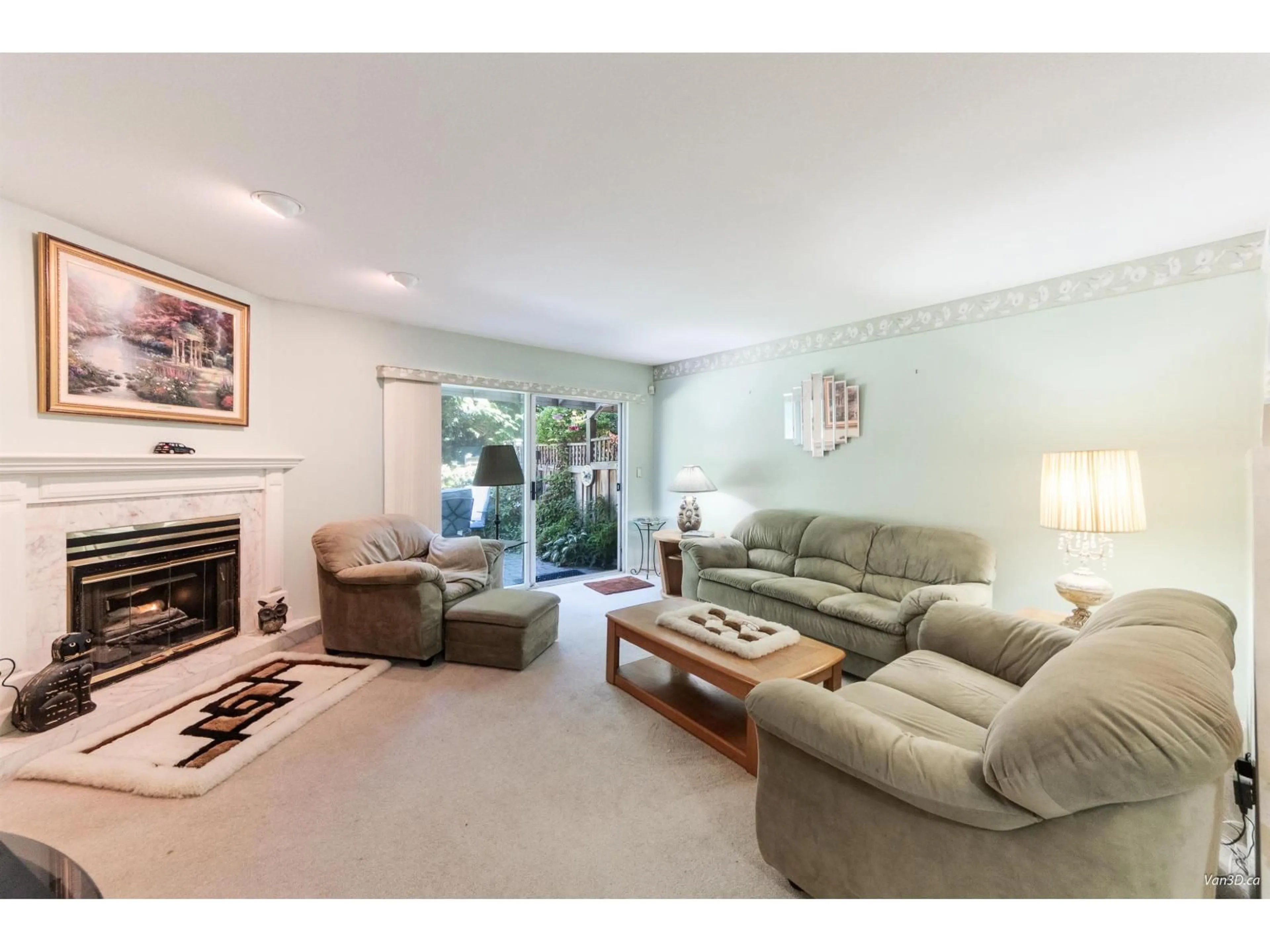 Living room with furniture, unknown for 127 - 12163 68, Surrey British Columbia V3W1H2
