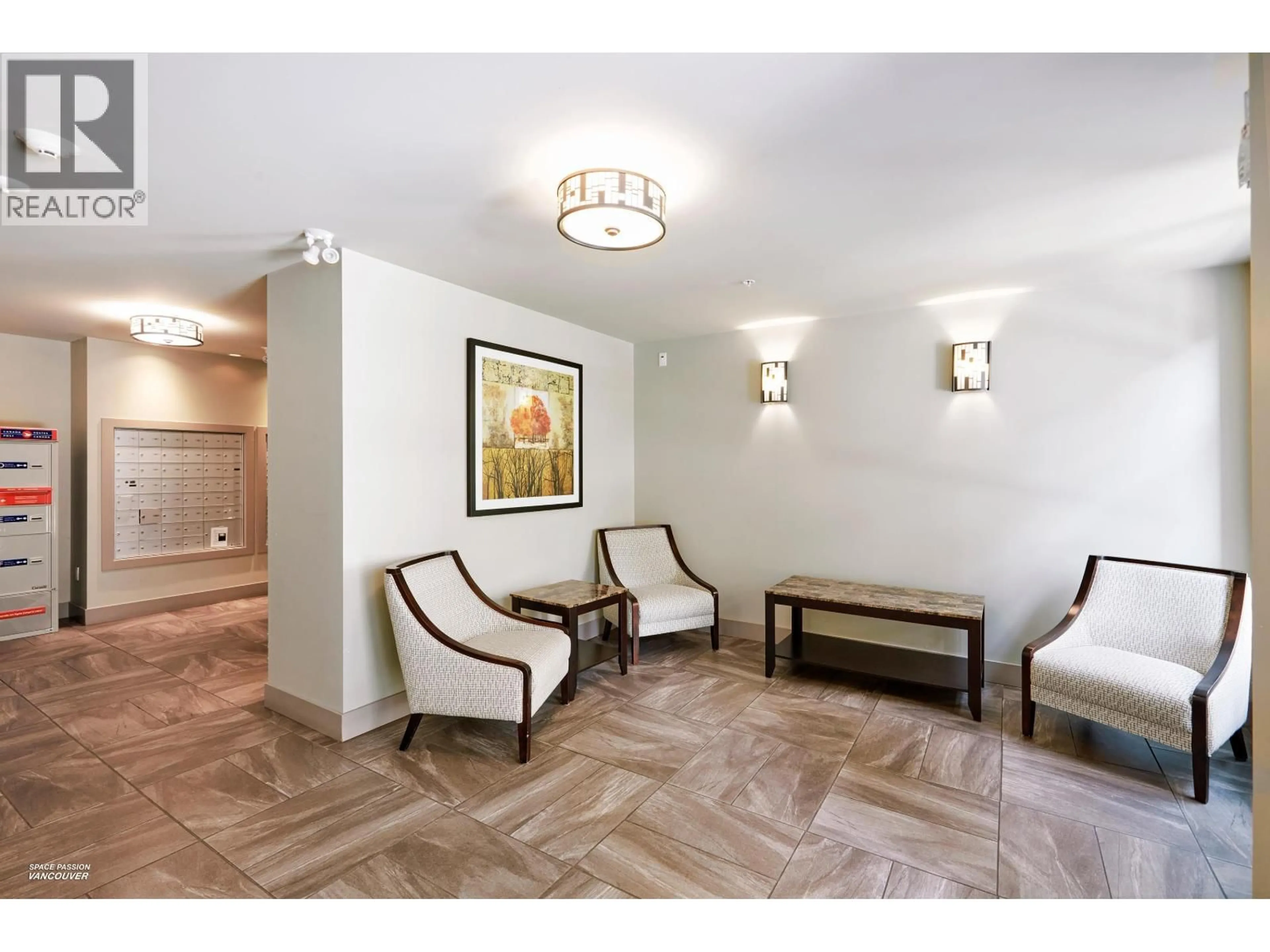 Indoor foyer for #602 - 2495 WILSON AVENUE, Port Coquitlam British Columbia V3C0E4