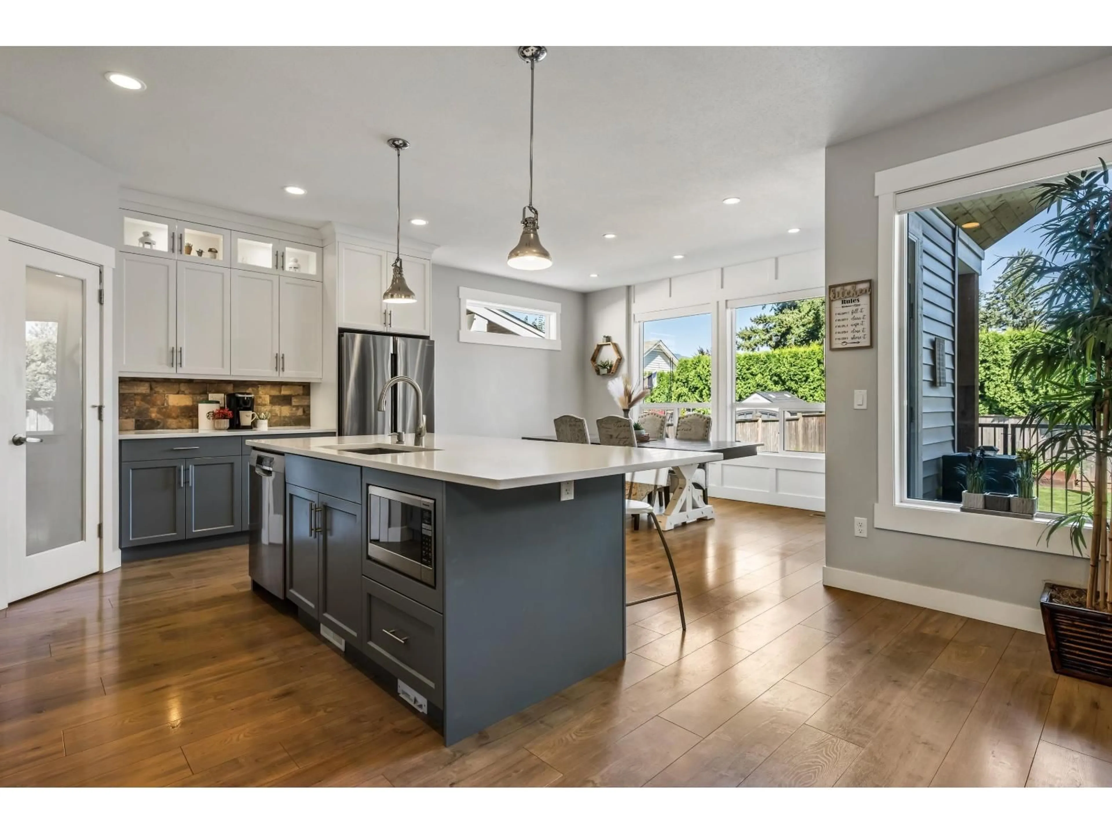 Open concept kitchen, unknown for 46445 STEVENSON ROAD, Chilliwack British Columbia V2R4M2