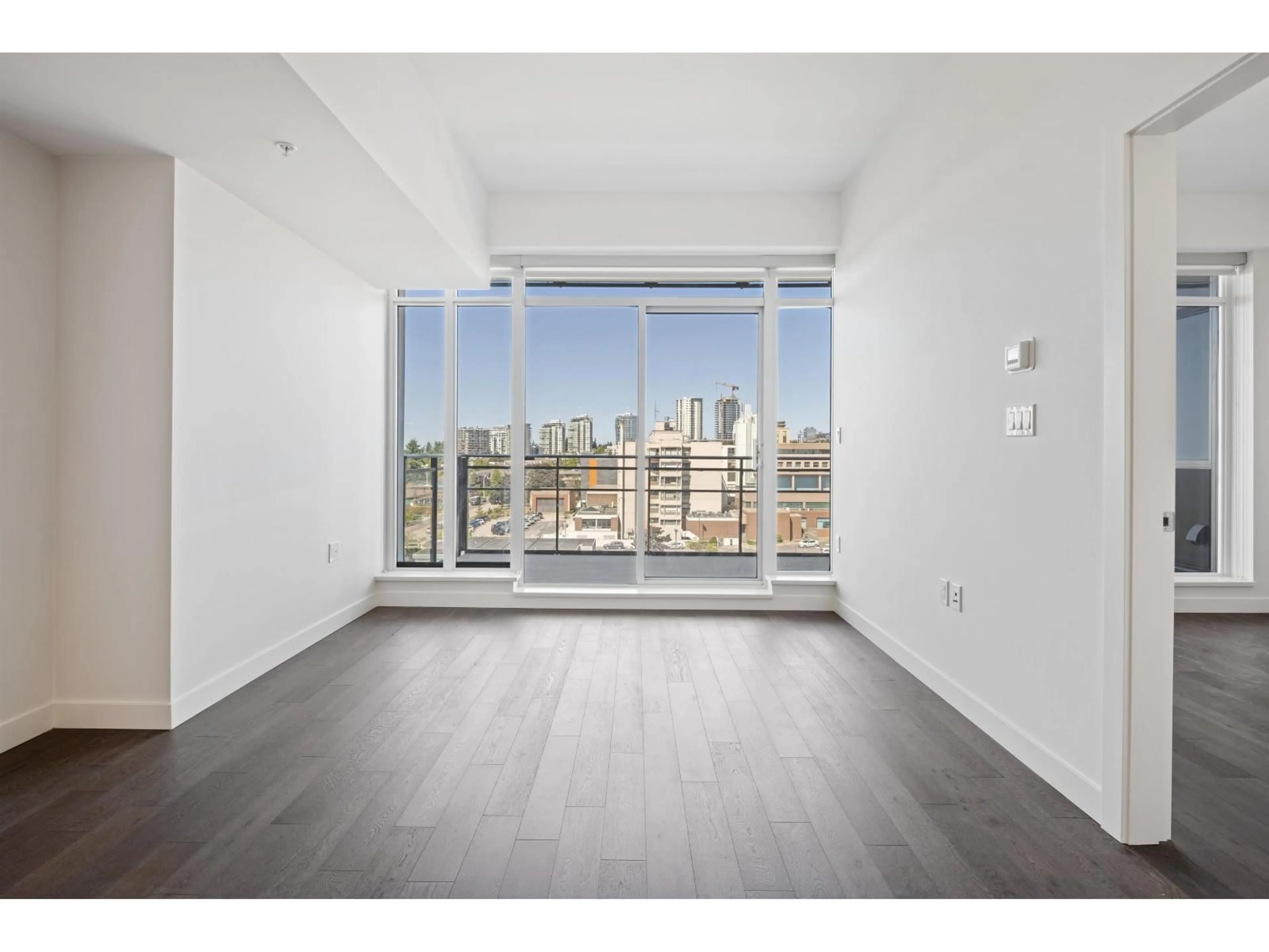 A pic of a room for 807 - 1526 FINLAY, White Rock British Columbia V4B4L9