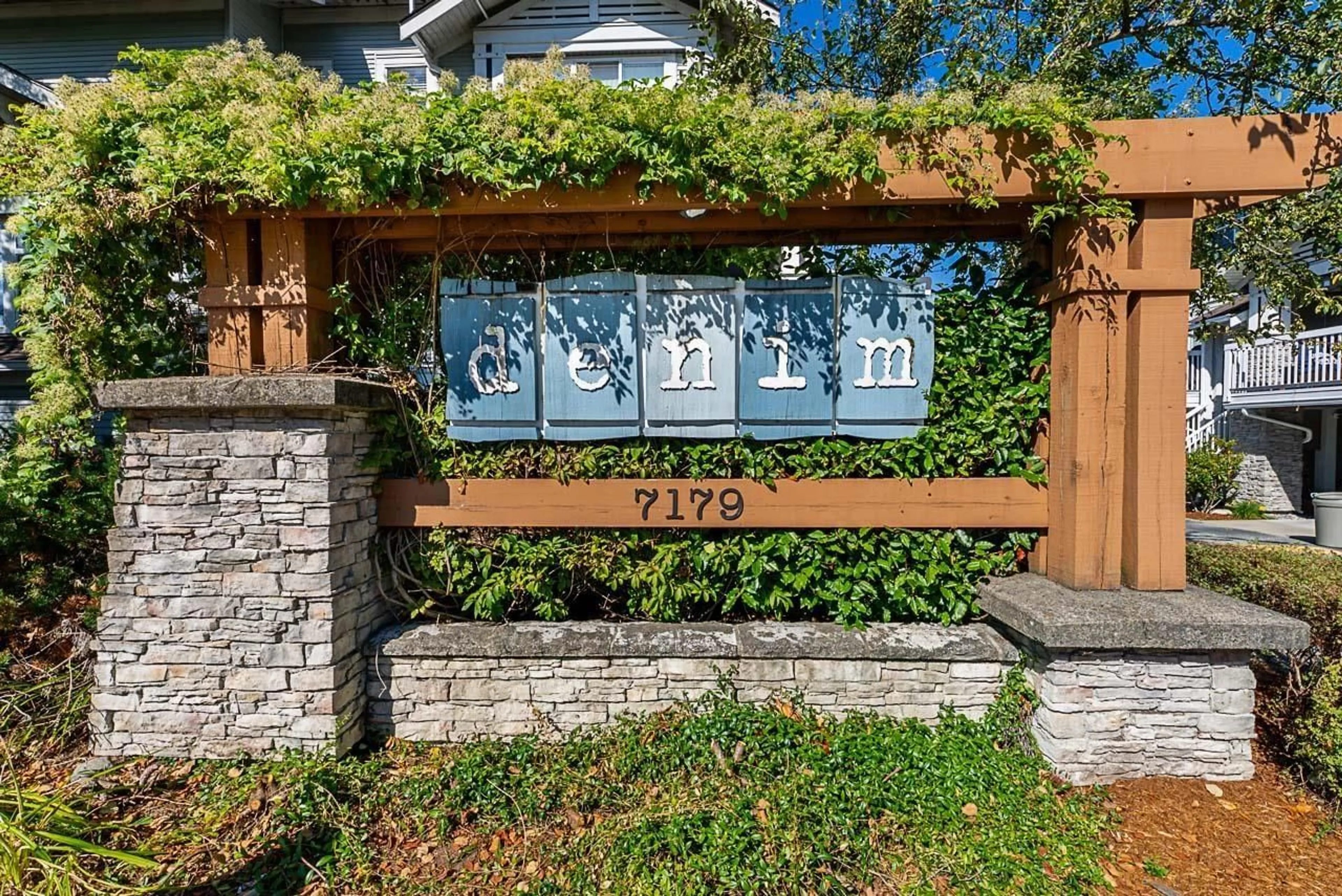 Patio, unknown for 60 - 7179 201, Langley British Columbia V2Y2Y9