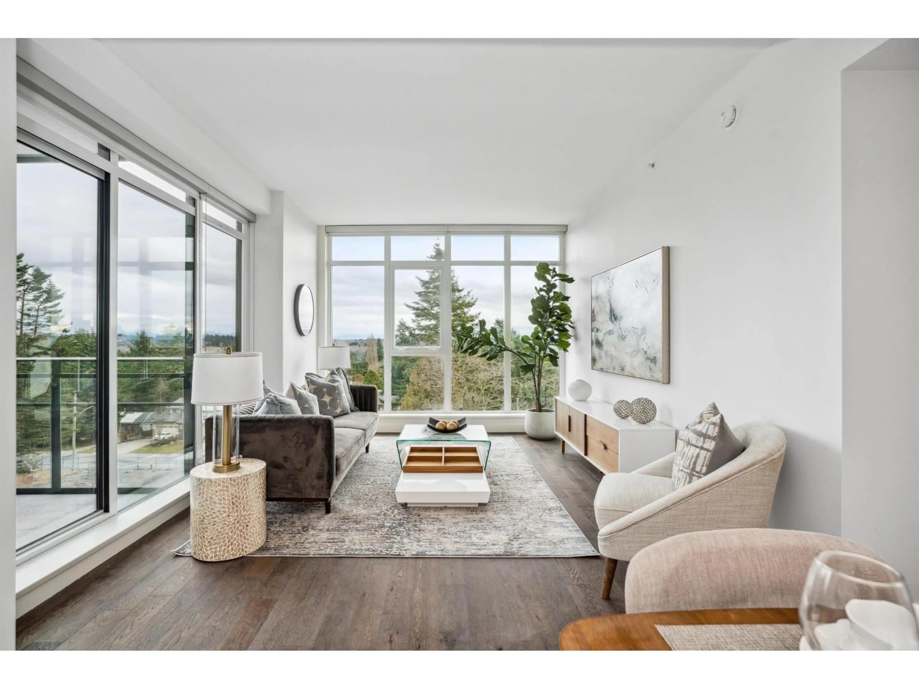 Living room with furniture, unknown for 304 - 1526 FINLAY, White Rock British Columbia V4B4L9