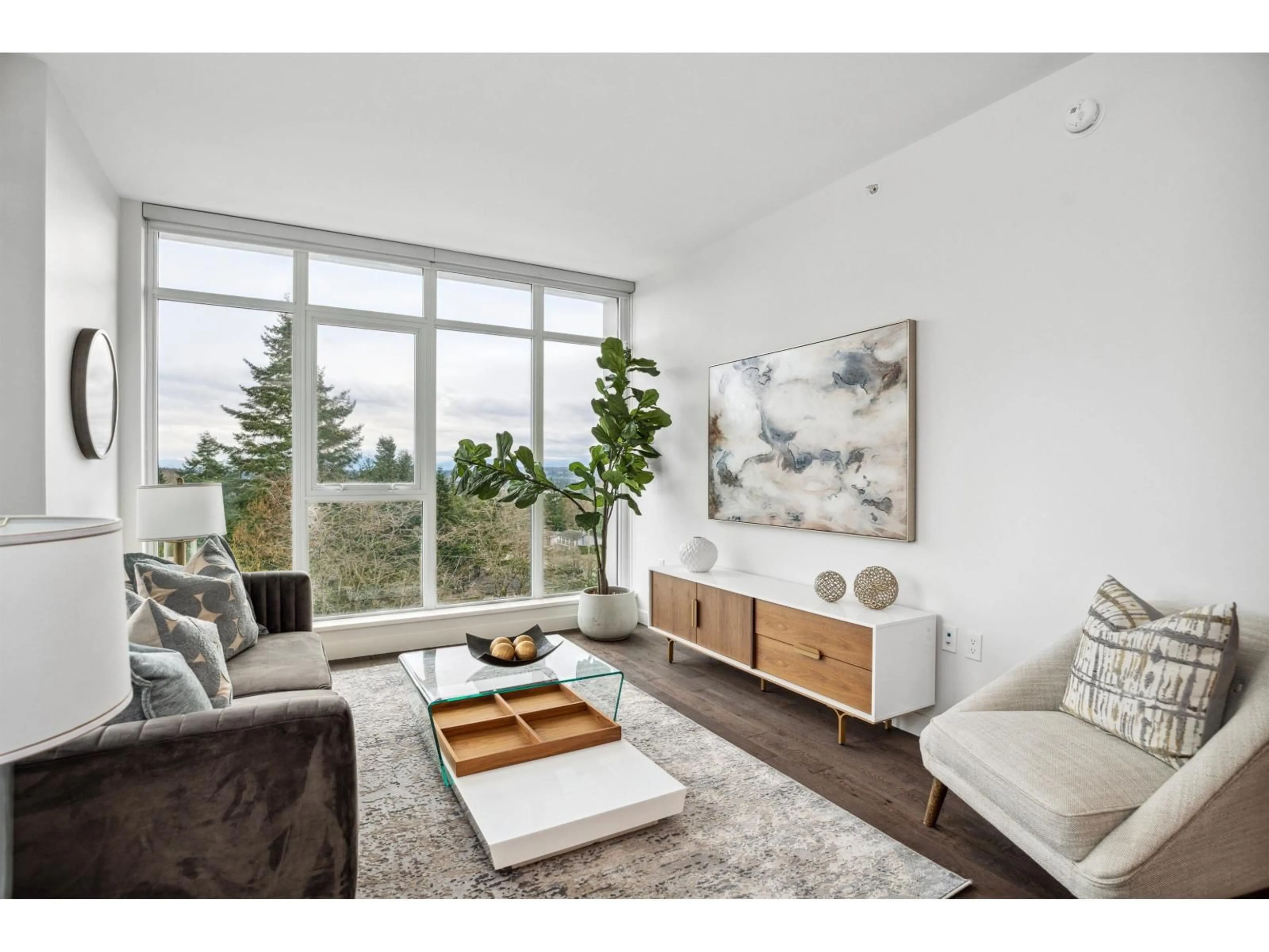 Living room with furniture, unknown for 304 - 1526 FINLAY, White Rock British Columbia V4B4L9