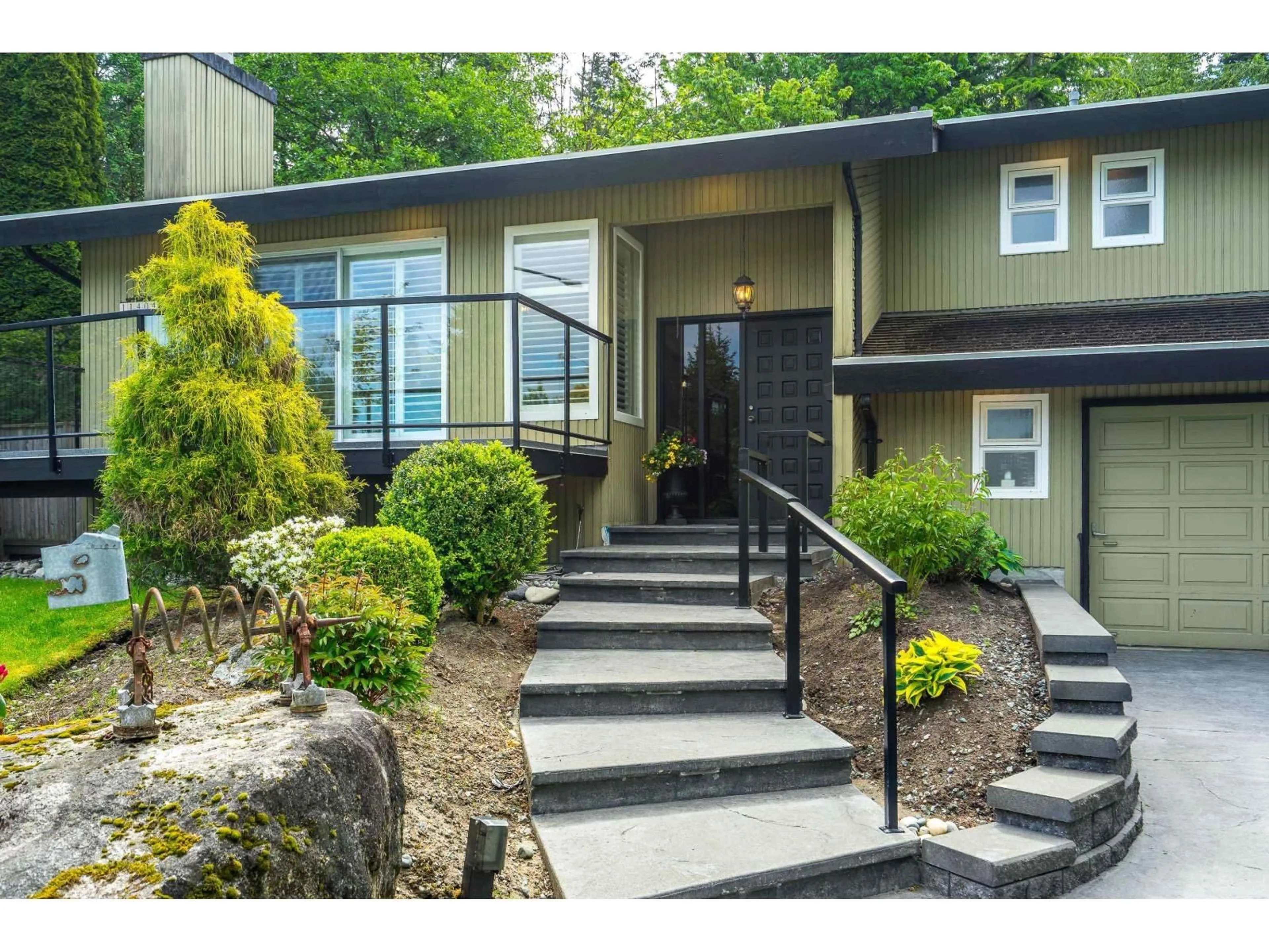 Home with vinyl exterior material, street for 11404 NORTHVIEW, Delta British Columbia V4E2P5