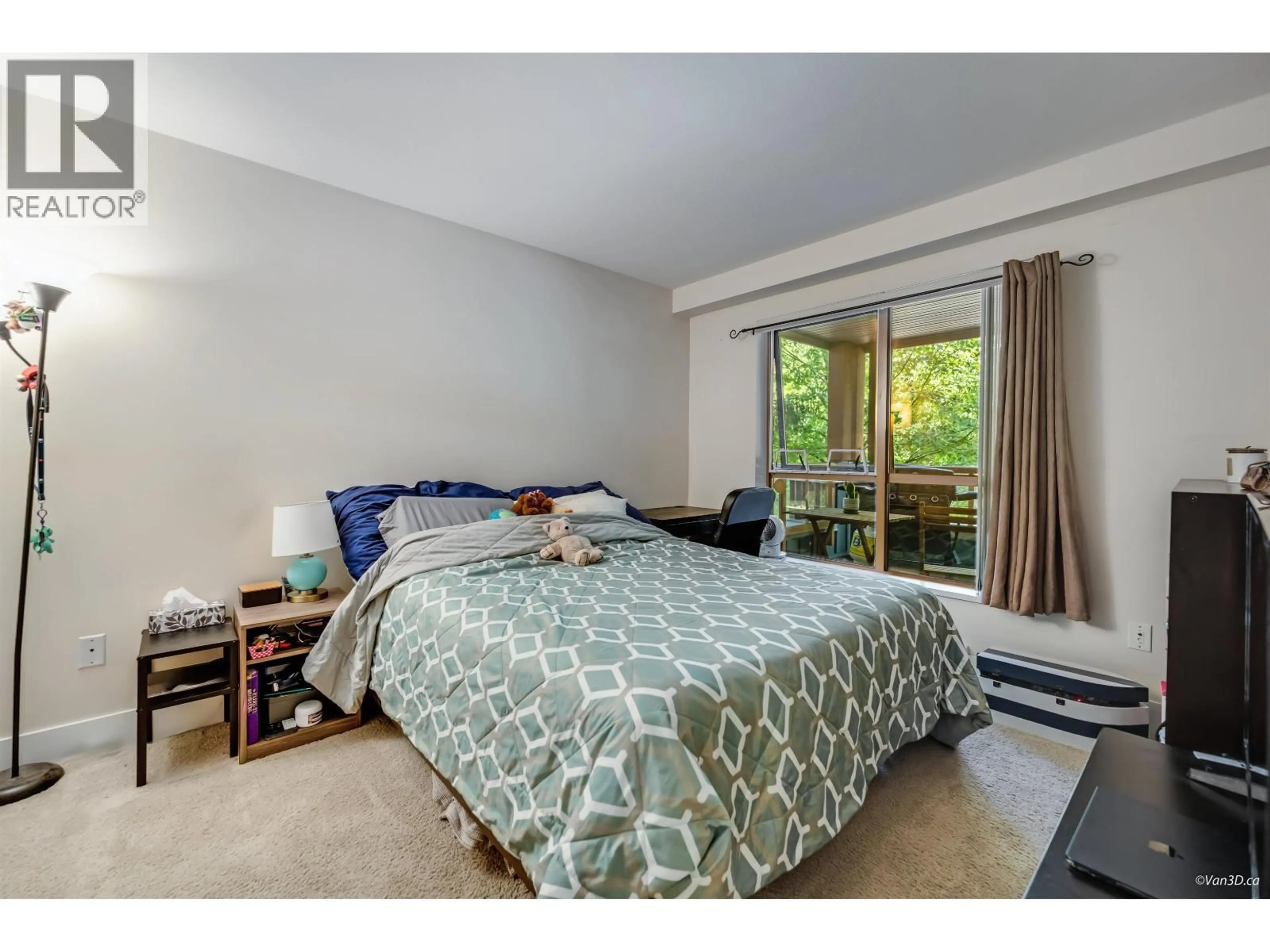 Bedroom with bed, unknown for 205 - 285 NEWPORT DRIVE, Port Moody British Columbia V3H5J6