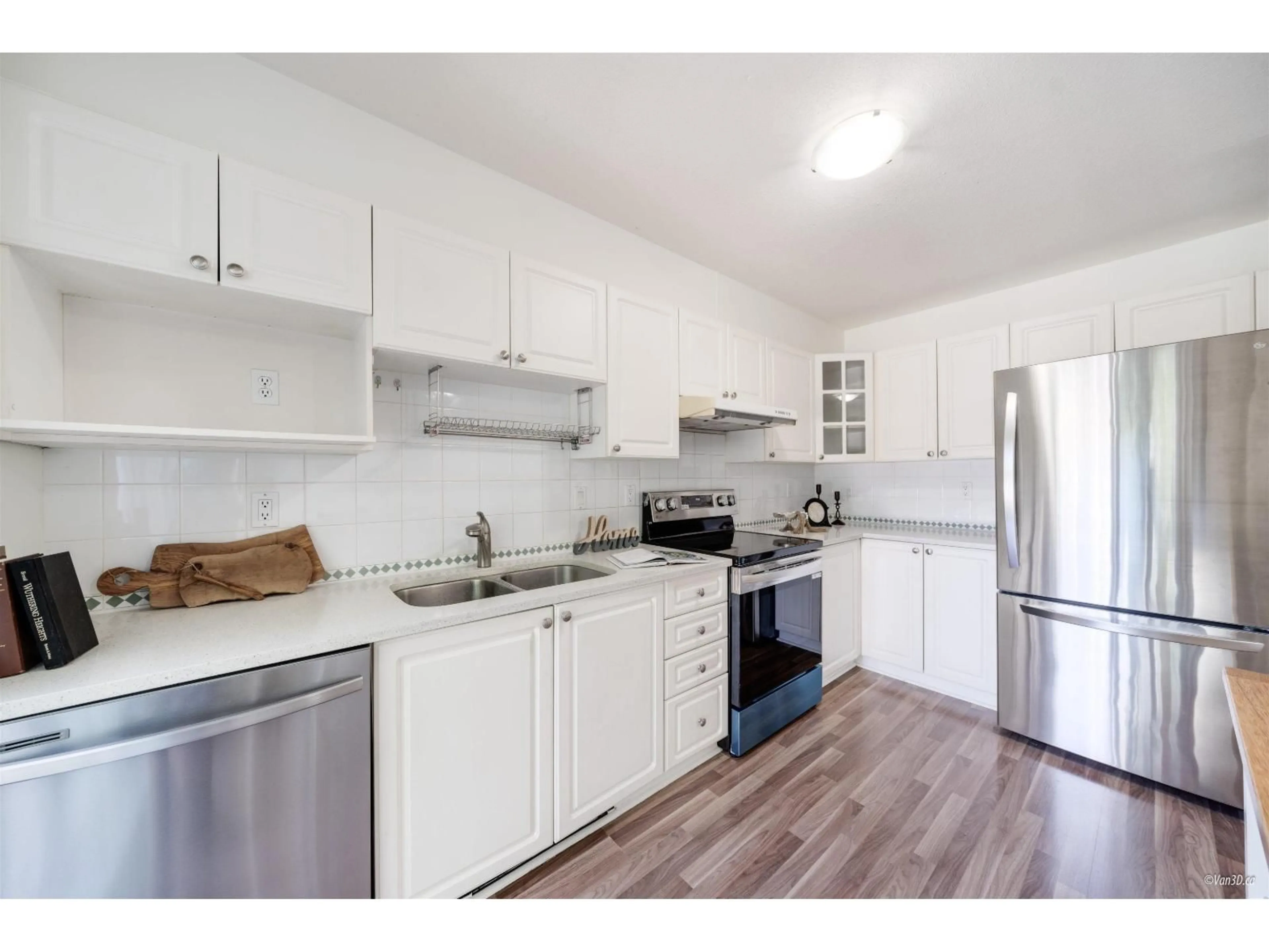 Standard kitchen, unknown for 41 - 8930 WALNUT GROVE, Langley British Columbia V1M3K2