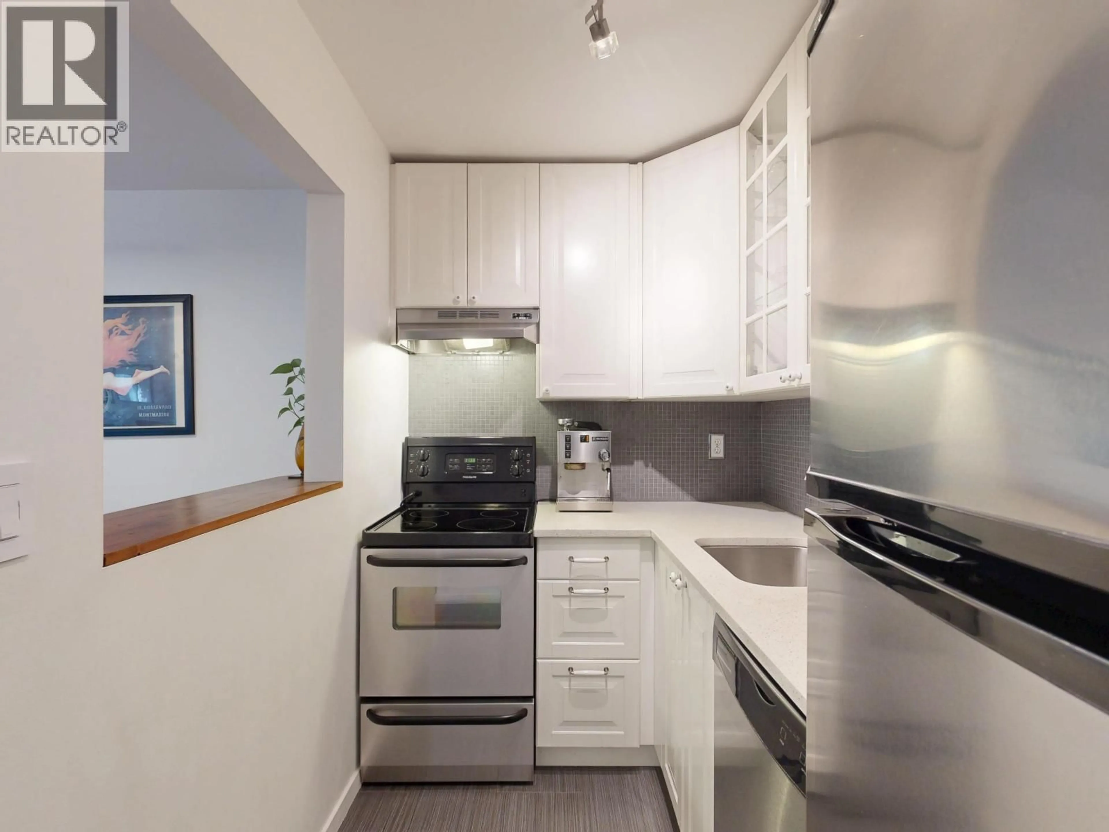 Standard kitchen, unknown for 208 - 2173 6TH AVENUE, Vancouver British Columbia V6K1V5