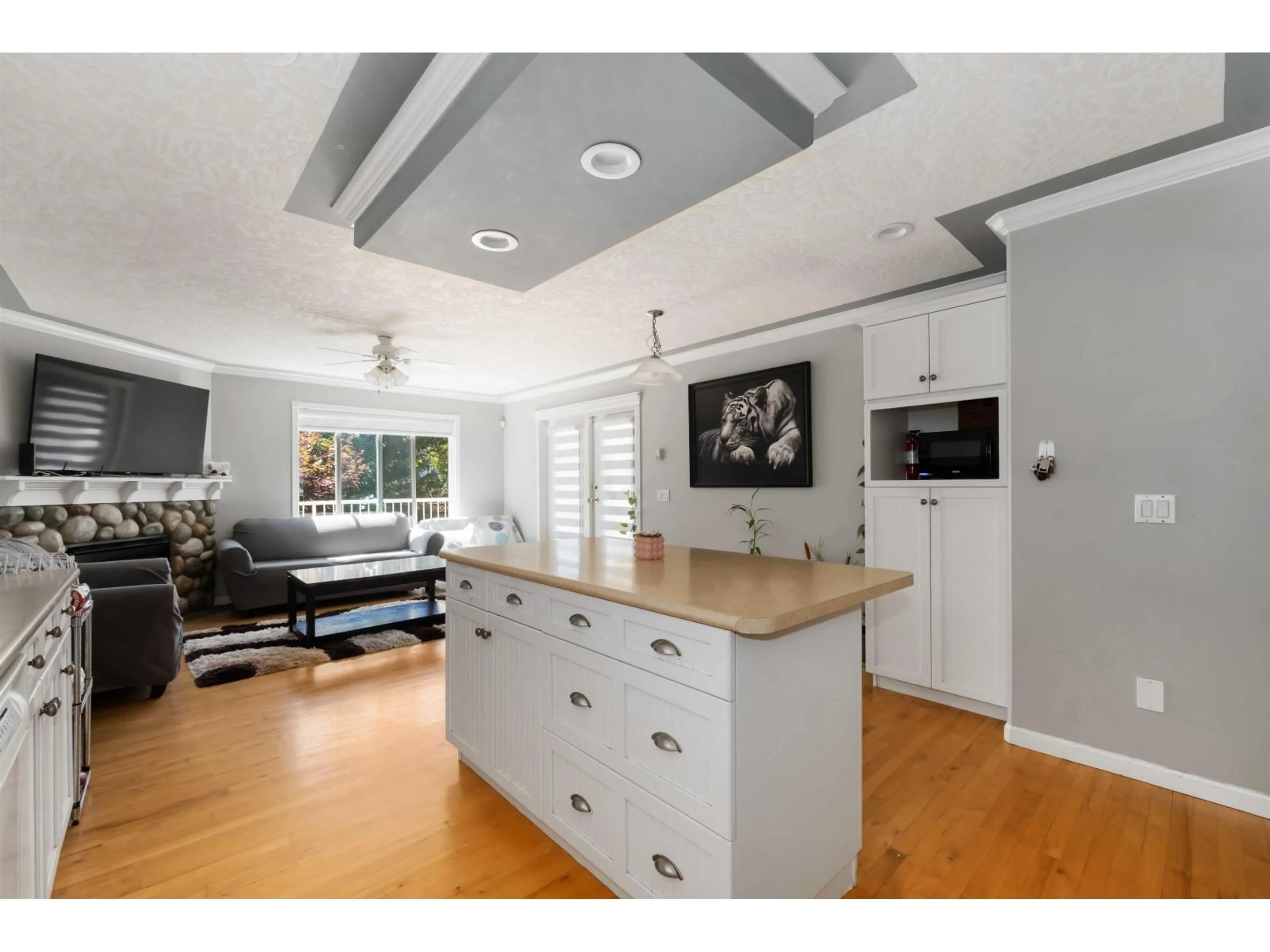 Open concept kitchen, unknown for 30626 CRESTVIEW, Abbotsford British Columbia V2T6T5