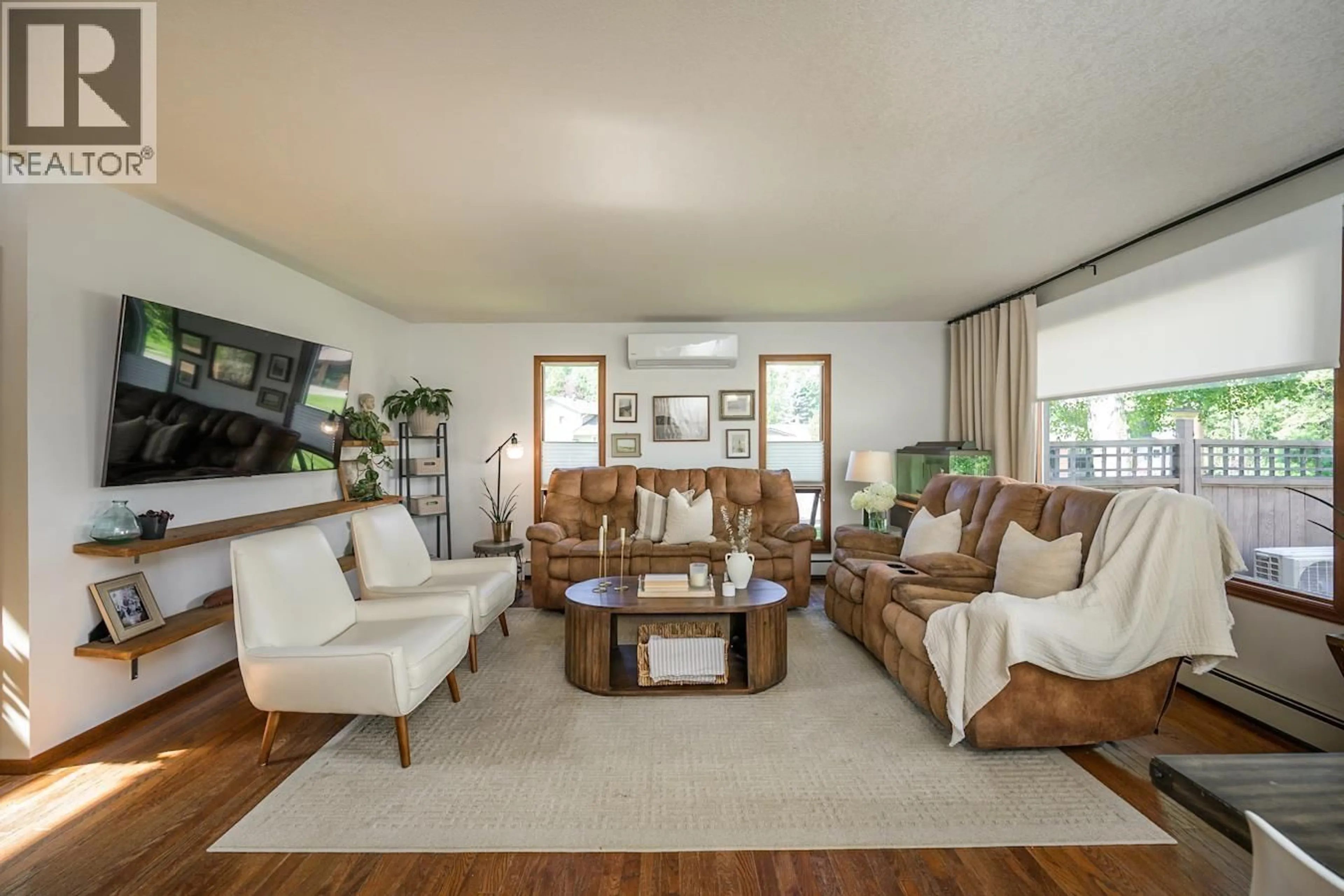 Living room with furniture, unknown for 5620 MCGRATH PLACE, Prince George British Columbia V2N3S8