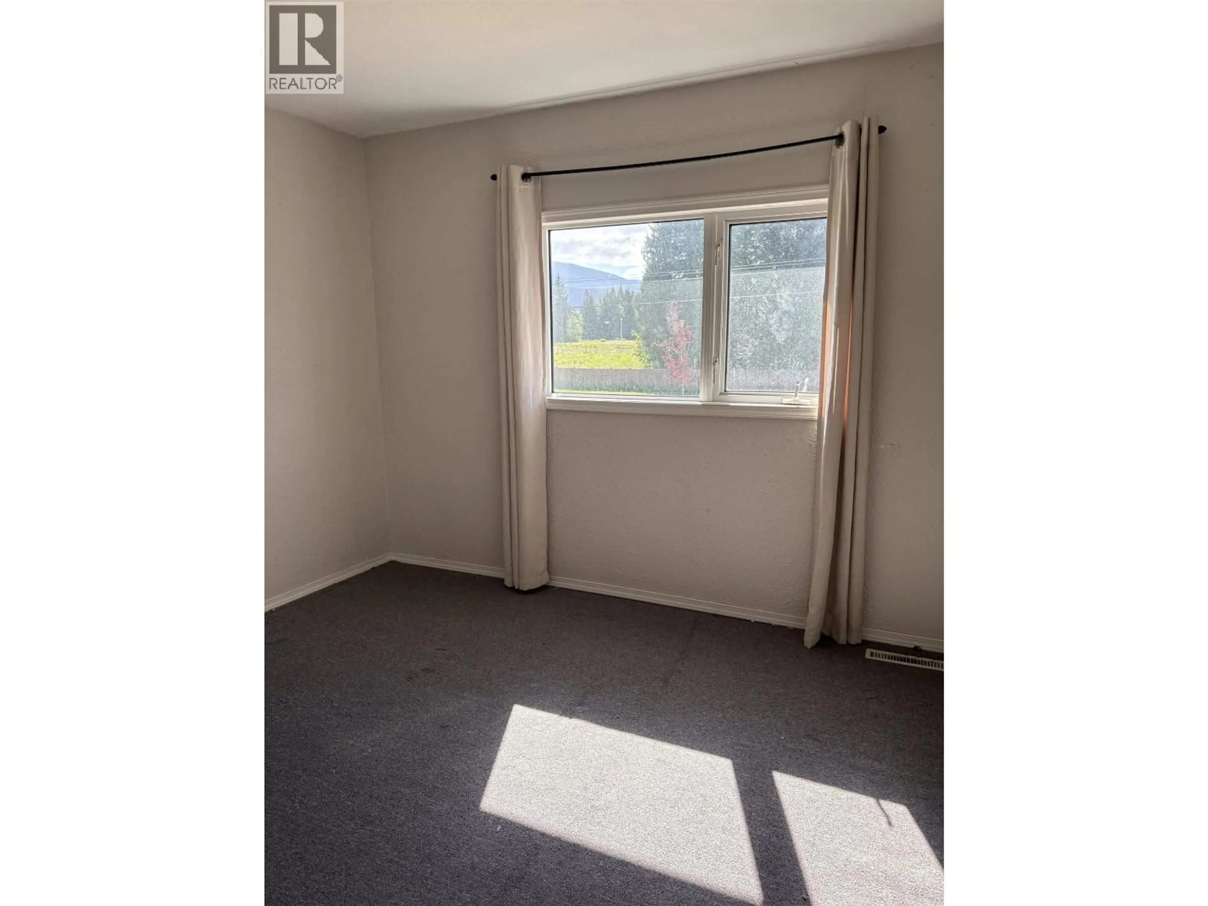 A pic of a room for 77 WEDEENE STREET, Kitimat British Columbia V8C1W3