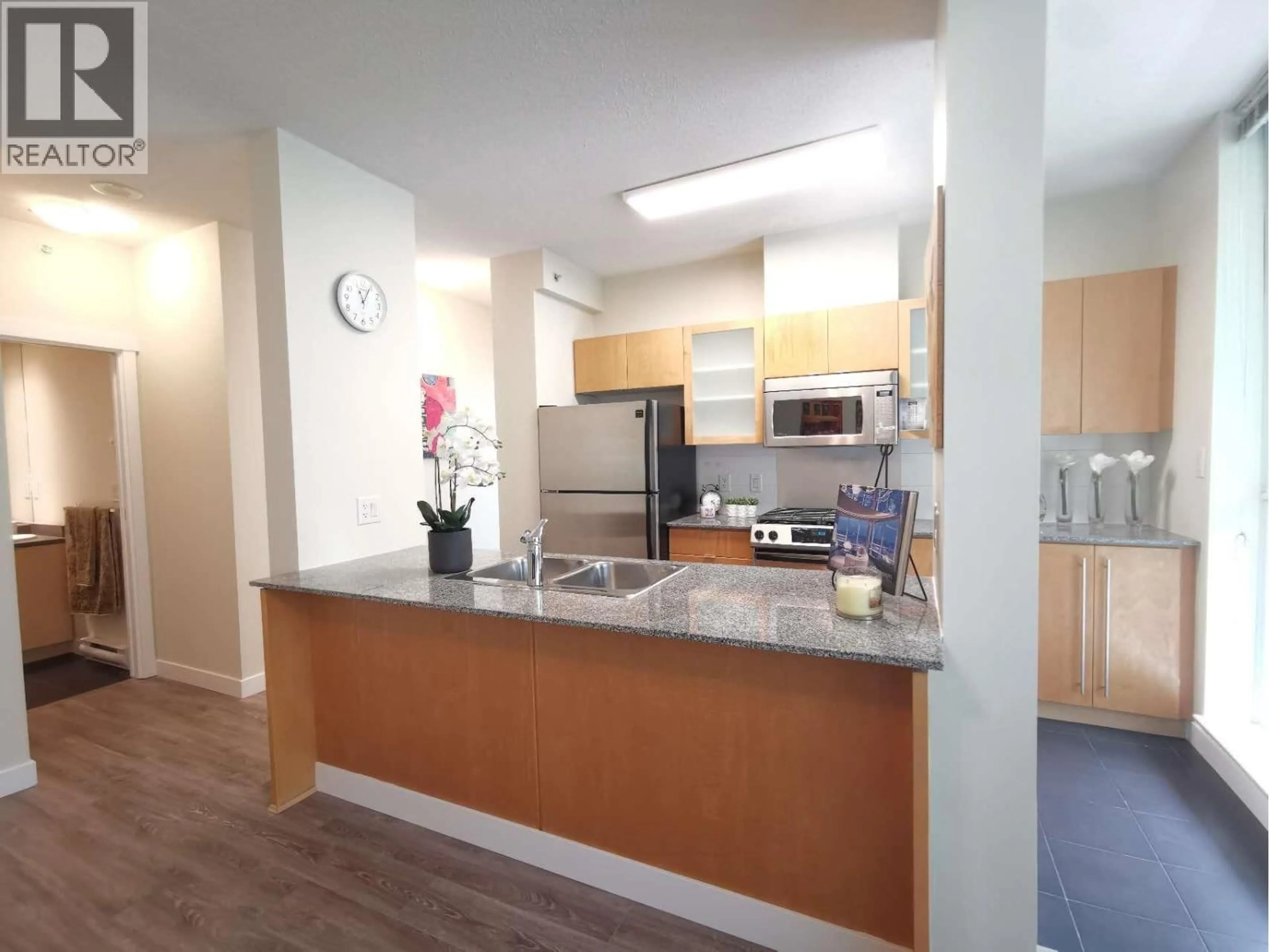 Standard kitchen, unknown for 303 - 7555 ALDERBRIDGE WAY, Richmond British Columbia V6X4L3