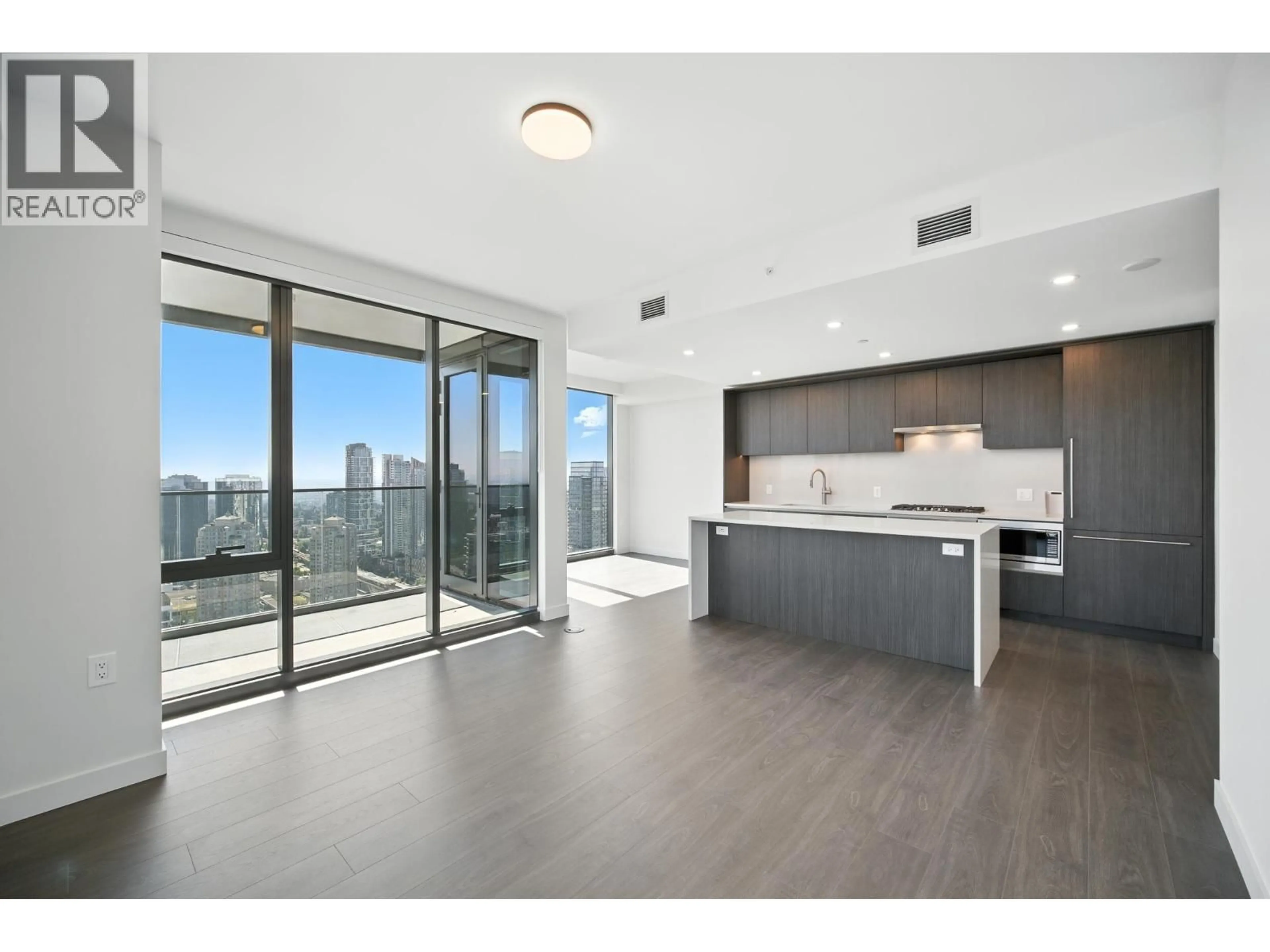 Open concept kitchen, unknown for 3808 - 5987 WILSON AVENUE, Burnaby British Columbia V5H0L7