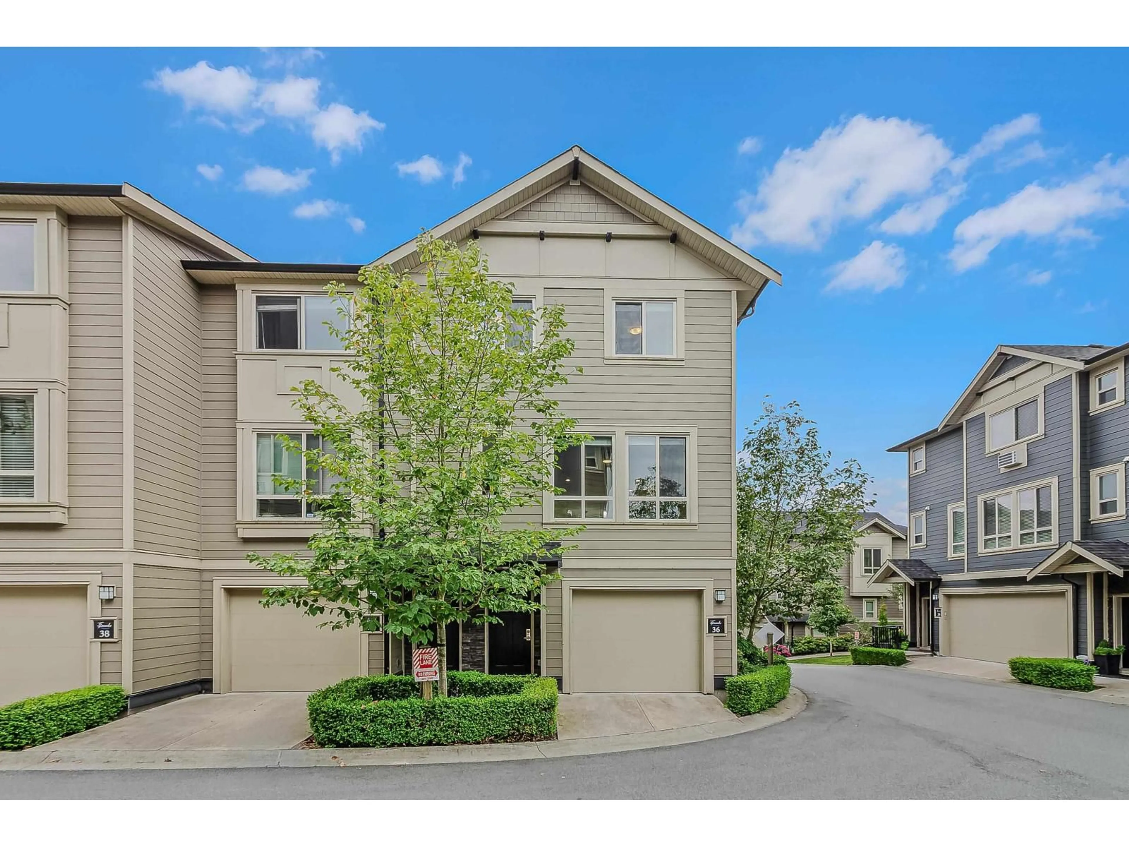 A pic from outside/outdoor area/front of a property/back of a property/a pic from drone, street for 36 - 19913 70, Langley British Columbia V2Y0S9