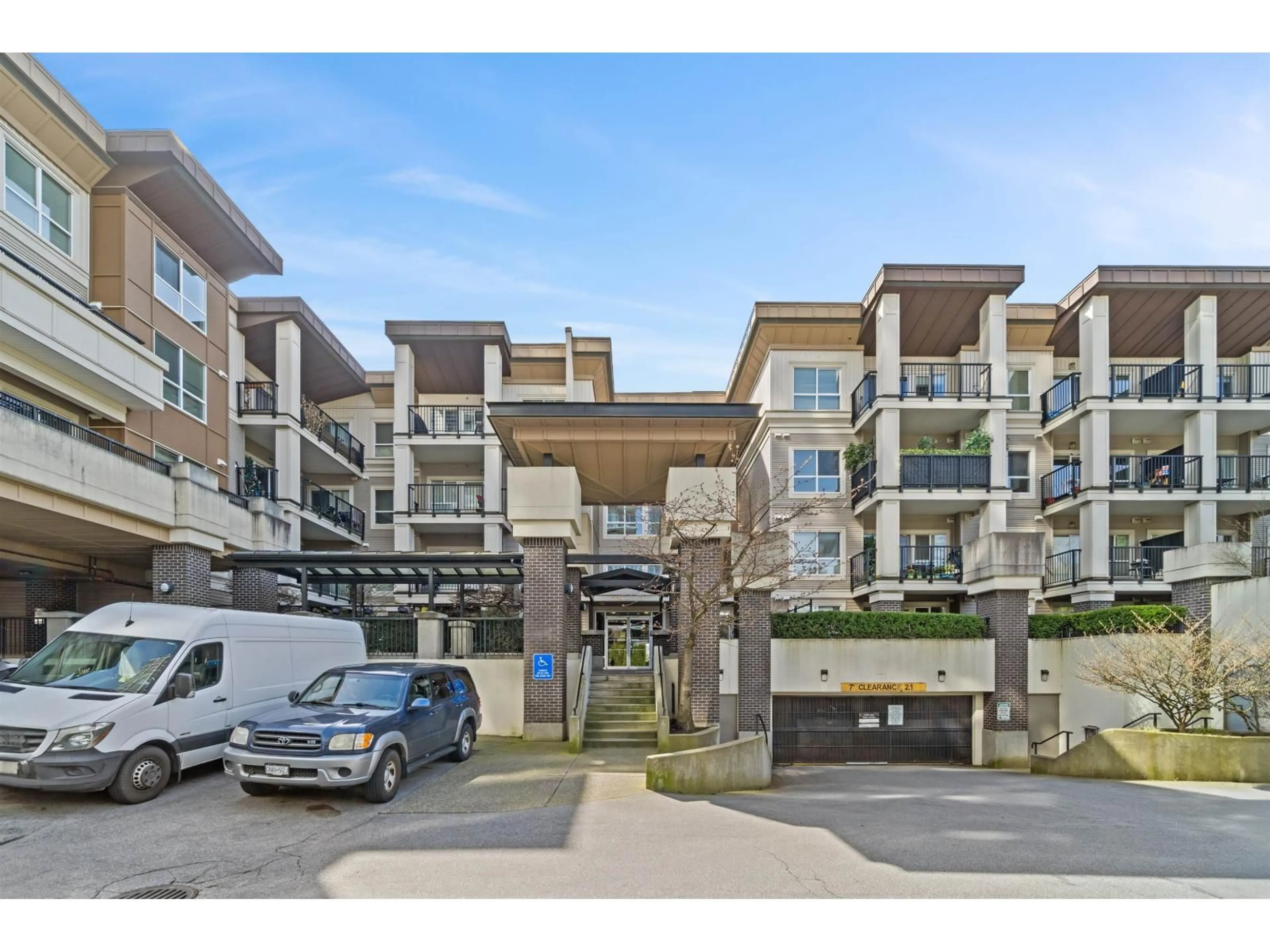 A pic from outside/outdoor area/front of a property/back of a property/a pic from drone, street for 328 - 9655 KING GEORGE, Surrey British Columbia V3T0C7