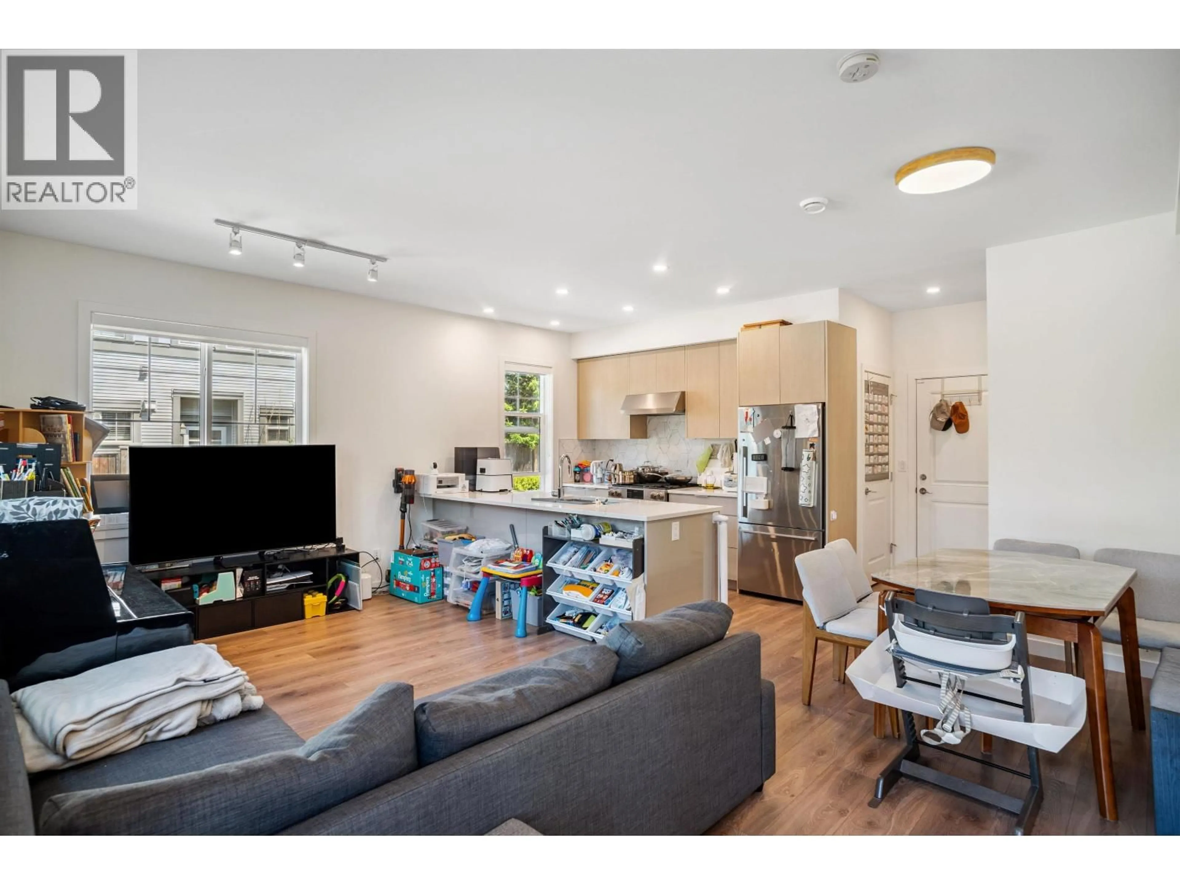 Open concept kitchen, unknown for 1 - 7780 BRIDGE STREET, Richmond British Columbia V6Y0L2