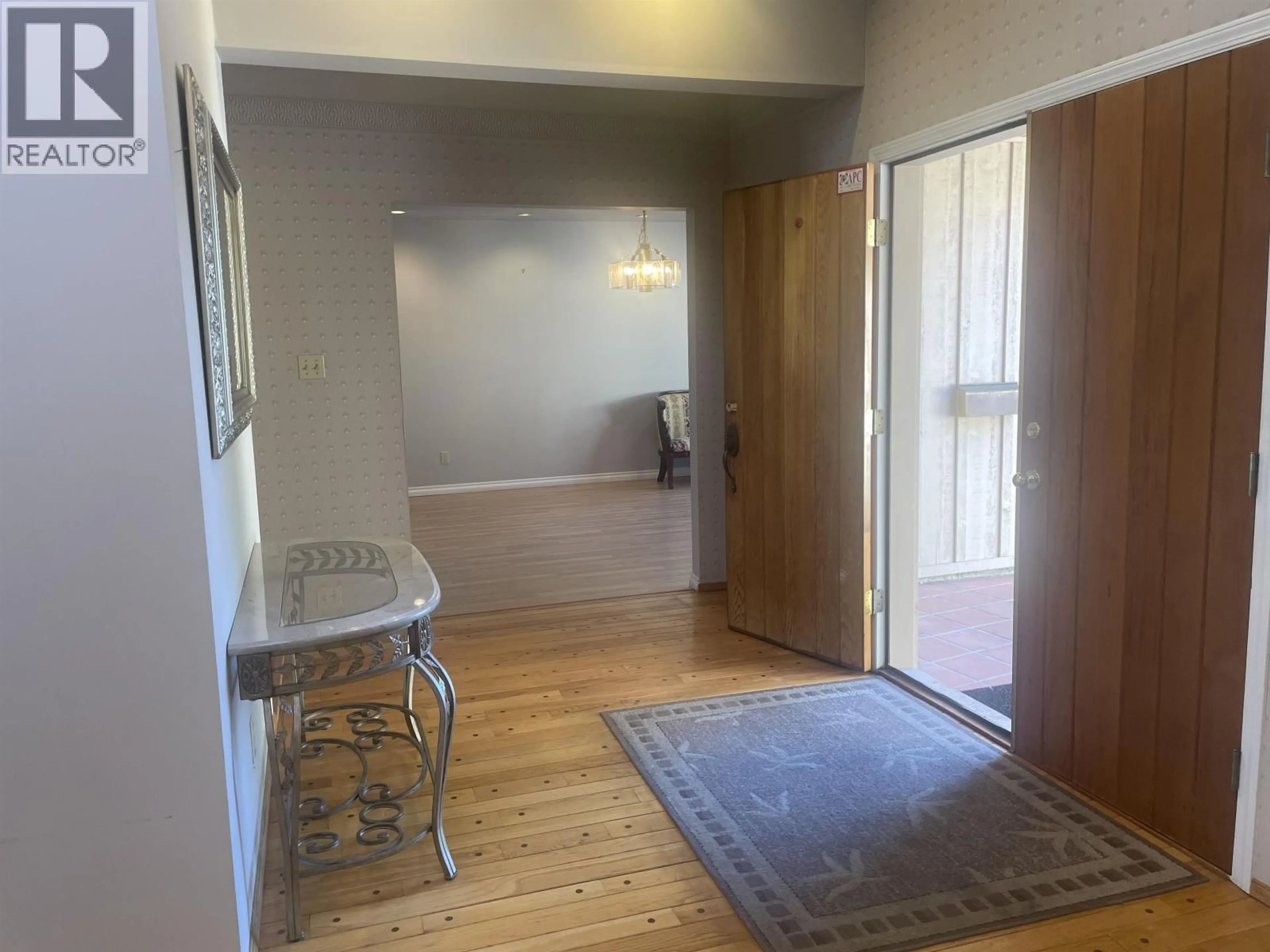 Indoor entryway for 7580 LUCAS ROAD, Richmond British Columbia V6Y1E9